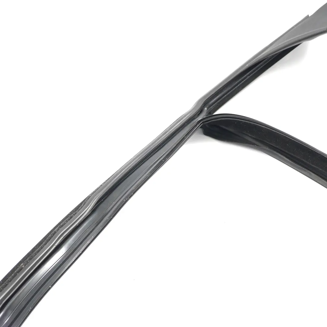 Window Guide Seal Gasket Left N/S Front Door Rubber Strip to BMW X1 F48 with Part number 7362237 BMW X1 F48 Window Guide Seal Gasket Left N/S Front Door Rubber Strip - SKU 7362237 - Part number 7362237