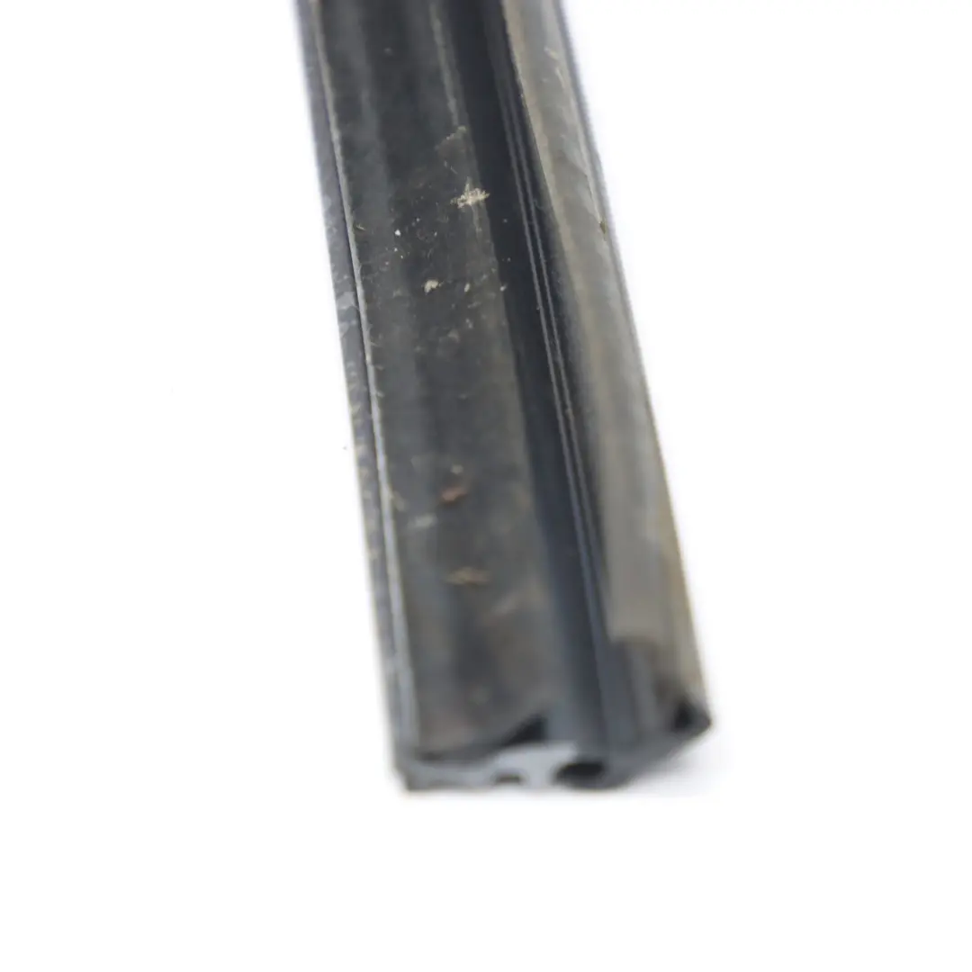 Fenster dichtung Tür vorne rechts Führung Rahmen Dichtung für BMW X1 F48 mit Teilenummer 7362238 BMW X1 F48 Fenster dichtung Tür vorne rechts Führung Rahmen Dichtung - SKU 7362238 - Teilenummer 7362238