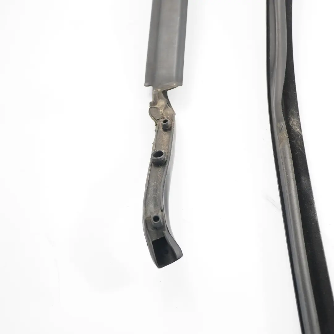 BMW X1 F48 Guarnizione Guida Finestra Destra Striscia di Gomma Porta - SKU 7362240 - Numero di parte 7362240