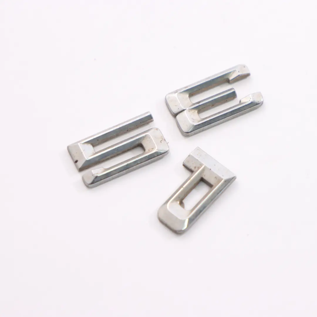 N57Z Portellone bagagliaio Coperchio Letering Logo 35d per BMW X4 F26 con numero di parte 7362493 BMW X4 F26 N57Z Portellone bagagliaio Coperchio Letering Logo 35d - SKU 7362493-1 - Numero di parte 7362493