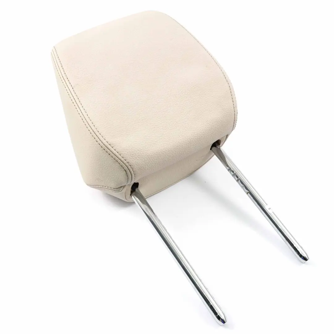 Poggiatesta Sedile Anteriore In Pelle Oyster Sinistro Destro per BMW F30 F31 con numero di parte 7362619 BMW F30 F31 Poggiatesta Sedile Anteriore In Pelle Oyster Sinistro Destro - SKU 7362619 - Numero di parte 7362619