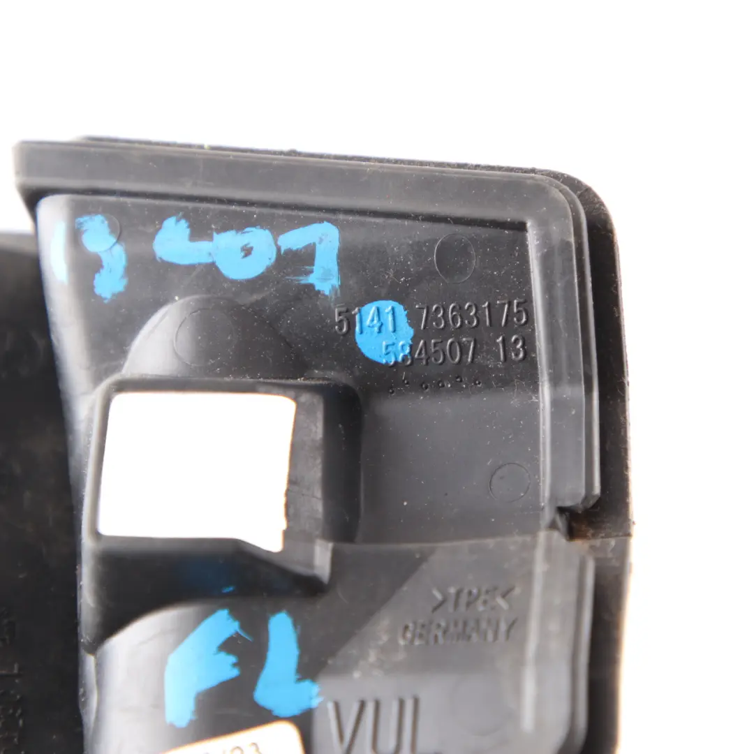 Puerta Sello Bisagra Tapa Delantera Izquierda Inferior Goma para BMW i3 I01 con número de pieza 7363175 BMW i3 I01 Puerta Sello Bisagra Tapa Delantera Izquierda Inferior Goma - SKU 7363175 - Número de pieza 7363175