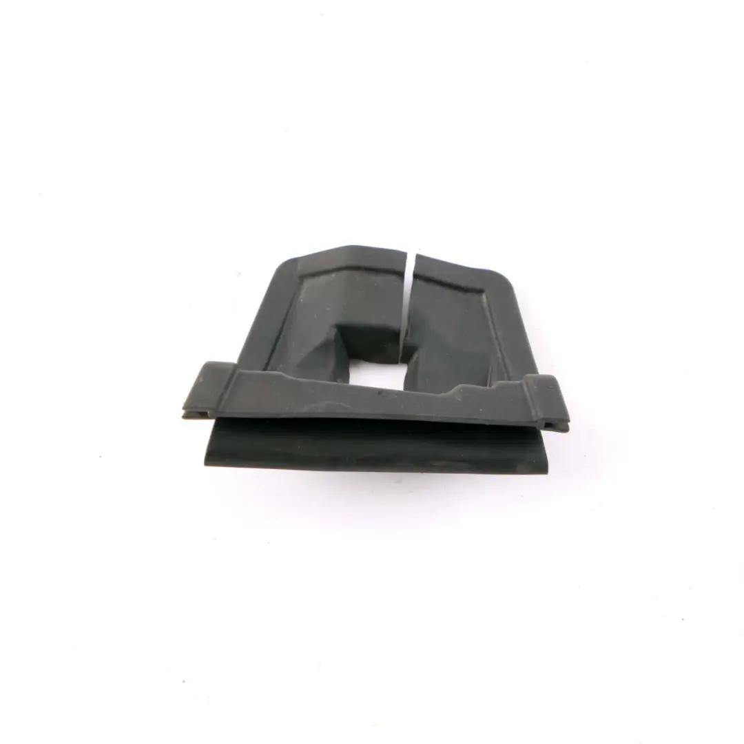 BMW i3 I01 Uszczelka Zawiasu Prawy Przód - SKU 7363176 - Numer Części 7363176