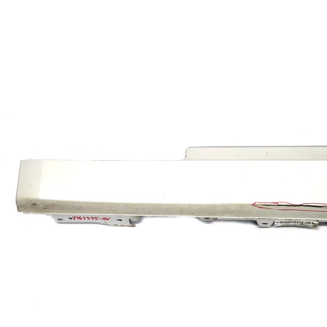 Side Skirt Sill Strip Left N/S Mineralweiss Mineral White - A96 to BMW F32 F33 with Part number 7363395 BMW F32 F33 Side Skirt Sill Strip Left N/S Mineralweiss Mineral White - A96 - SKU 7363395-MW - Part number 7363395