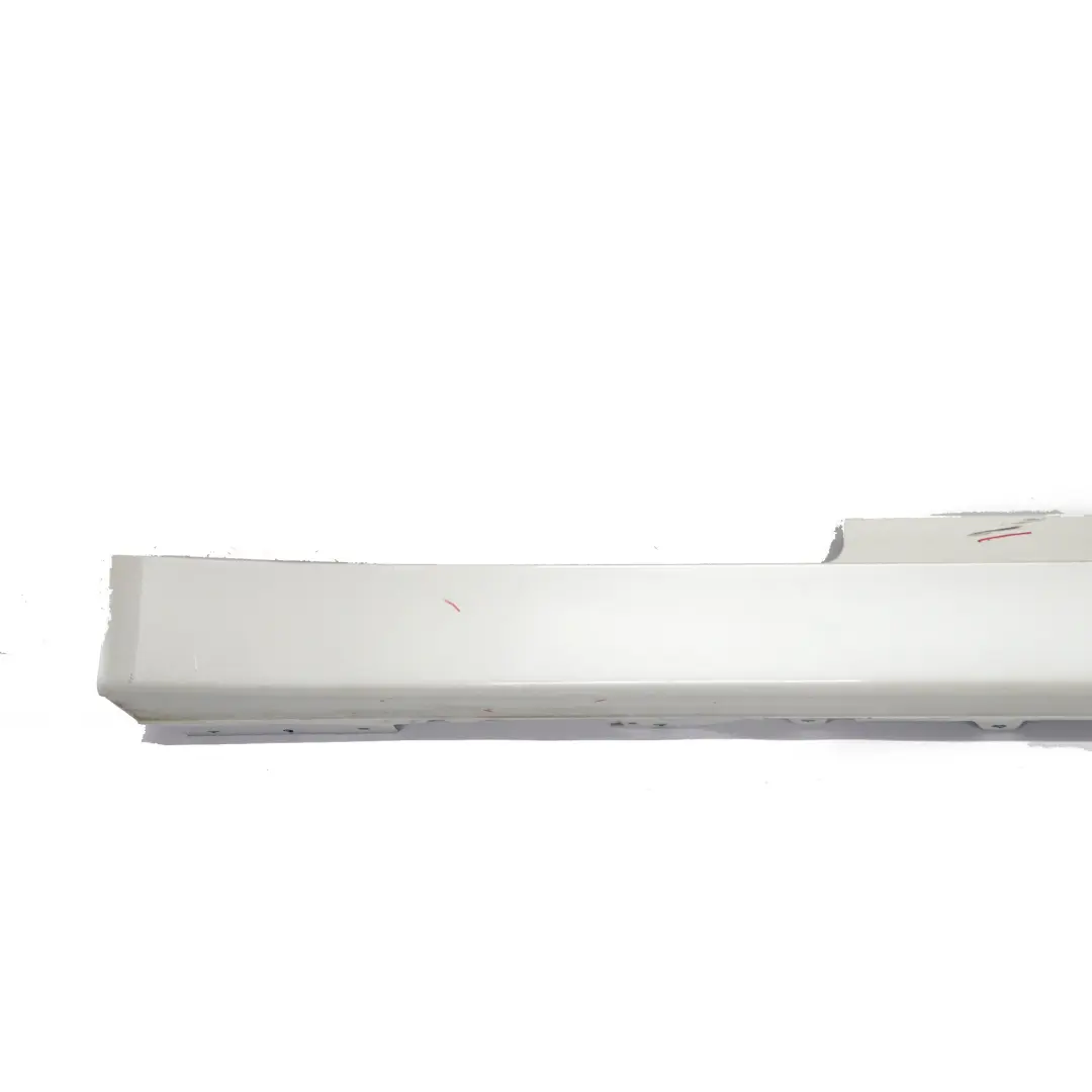 Bas de caisse droit Mineralweiss Mineral White - A96 pour BMW F32 F33 à propos du numéro de pièce 7363396 BMW F32 F33 Bas de caisse droit Mineralweiss Mineral White - A96 - SKU 7363396-MW - Numéro de pièce 7363396