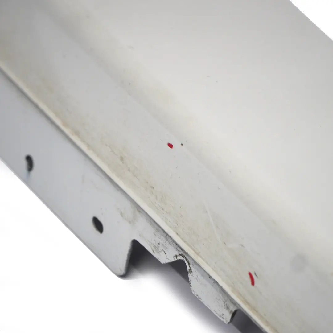 Bas de caisse droit Mineralweiss Mineral White - A96 pour BMW F32 F33 à propos du numéro de pièce 7363396 BMW F32 F33 Bas de caisse droit Mineralweiss Mineral White - A96 - SKU 7363396-MW - Numéro de pièce 7363396