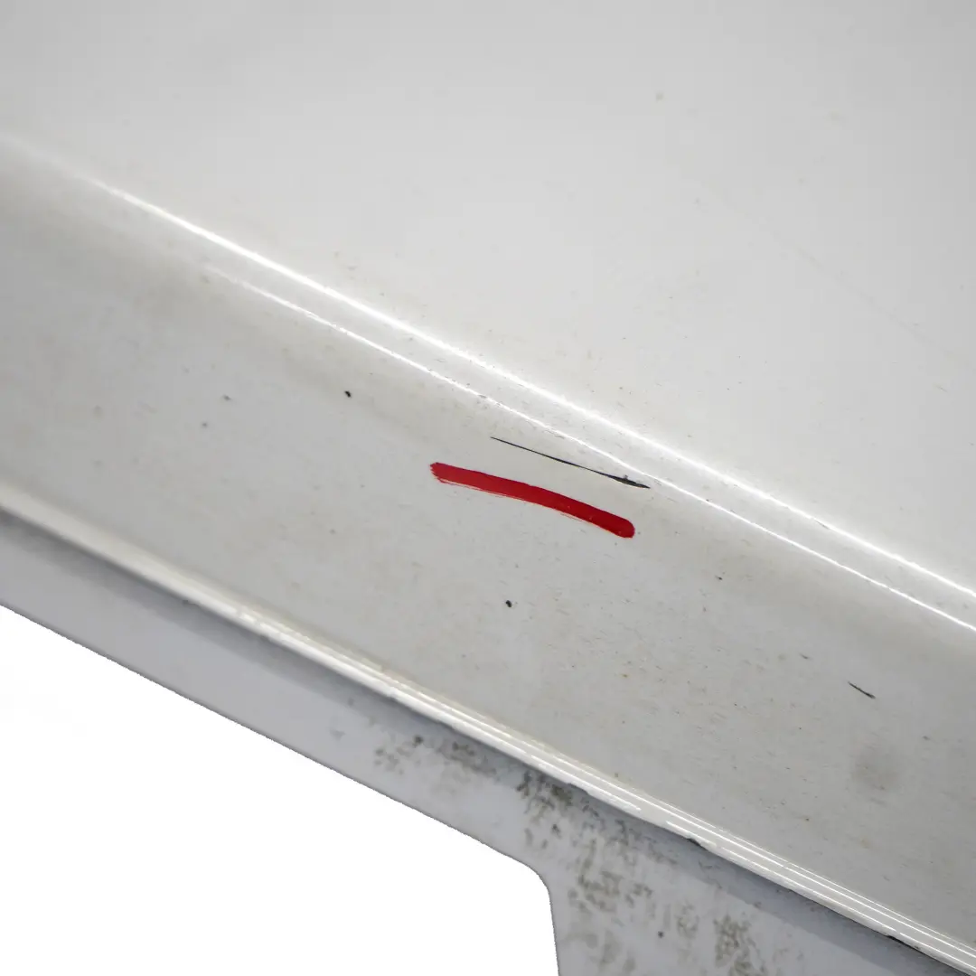 Seitenschwellerleiste rechts Mineralweiss - A96 für BMW F32 F33 mit Teilenummer 7363396 BMW F32 F33 Seitenschwellerleiste rechts Mineralweiss - A96 - SKU 7363396-MW - Teilenummer 7363396