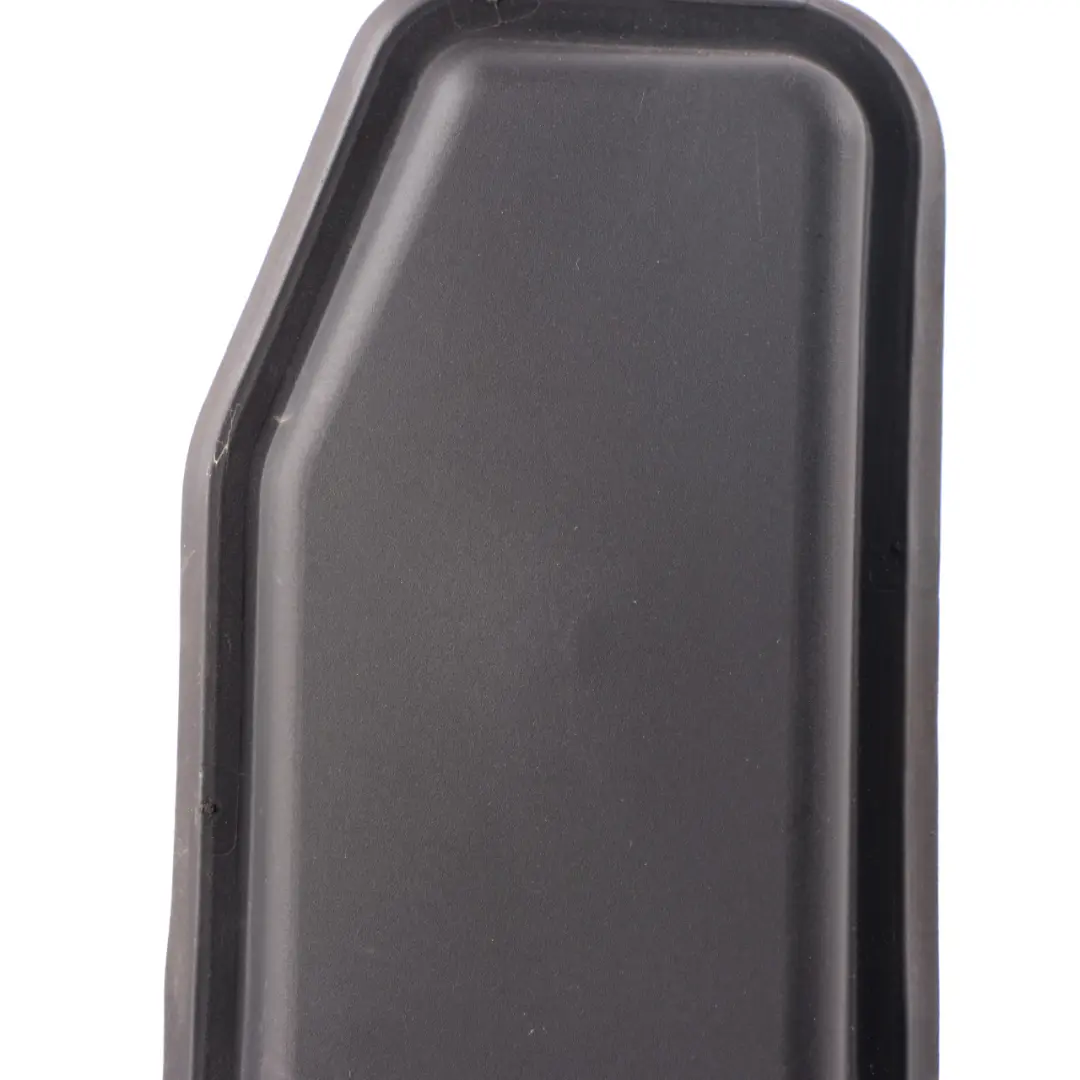 Lampada Luce Coperchio Di Esterno Posteriore Destro per Mini Clubman F54 con numero di parte 7363850 Mini Clubman F54 Lampada Luce Coperchio Di Esterno Posteriore Destro - SKU 7363850 - Numero di parte 7363850