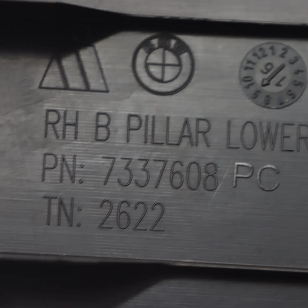 Osłona Słupka B Dolny Panel Prawy Czarny do BMW X4 F26 o numerze 7363960 BMW X4 F26 Osłona Słupka B Dolny Panel Prawy Czarny - SKU 7363960 - Numer Części 7363960