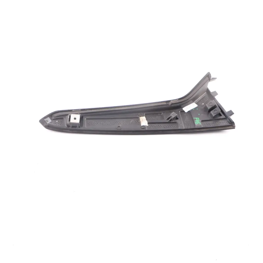 Portellone posteriore Spoiler laterale rivestimento sinistro per BMW F46 con numero di parte 7364775 BMW F46 Portellone posteriore Spoiler laterale rivestimento sinistro - SKU 7364775 - Numero di parte 7364775