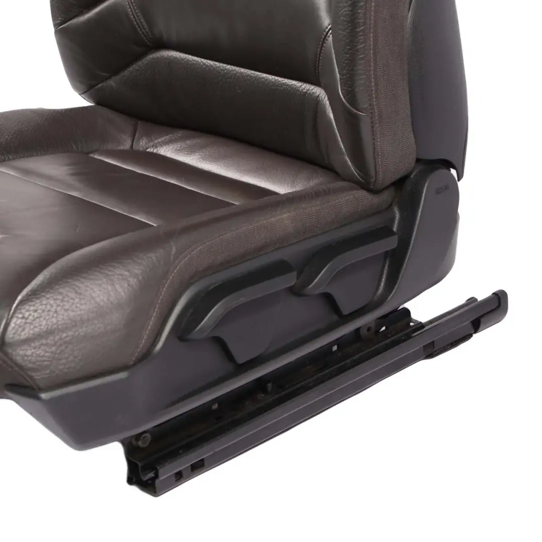 Fotel Przedni Lewy Przód Skóra do BMW i3 I01 o numerze 7365689 BMW i3 I01 Fotel Przedni Lewy Przód Skóra - SKU 7365689 - Numer Części 7365689