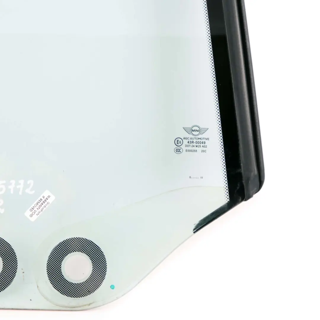 Cristal Ventana Lateral Derecha Puerta AS2 Descapotable para Mini F57 Cabrio con número de pieza 7365772 Mini F57 Cabrio Cristal Ventana Lateral Derecha Puerta AS2 Descapotable - SKU 7365772 - Número de pieza 7365772