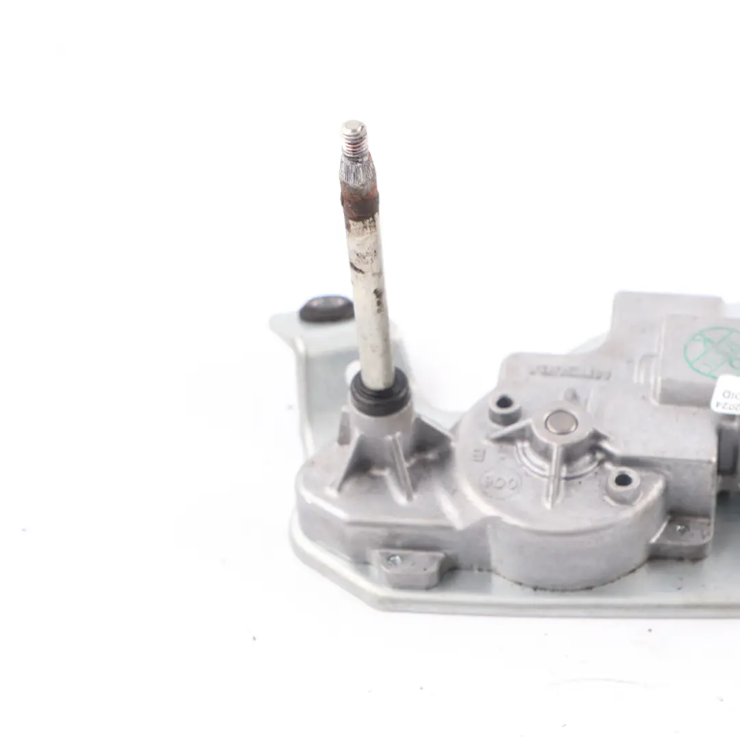 Fenêtre arrière gauche moteur d'essuie-glace pour Mini Cooper Clubman F54 à propos du numéro de pièce 7365819 Mini Cooper Clubman F54 Fenêtre arrière gauche moteur d'essuie-glace - SKU 7365819 - Numéro de pièce 7365819