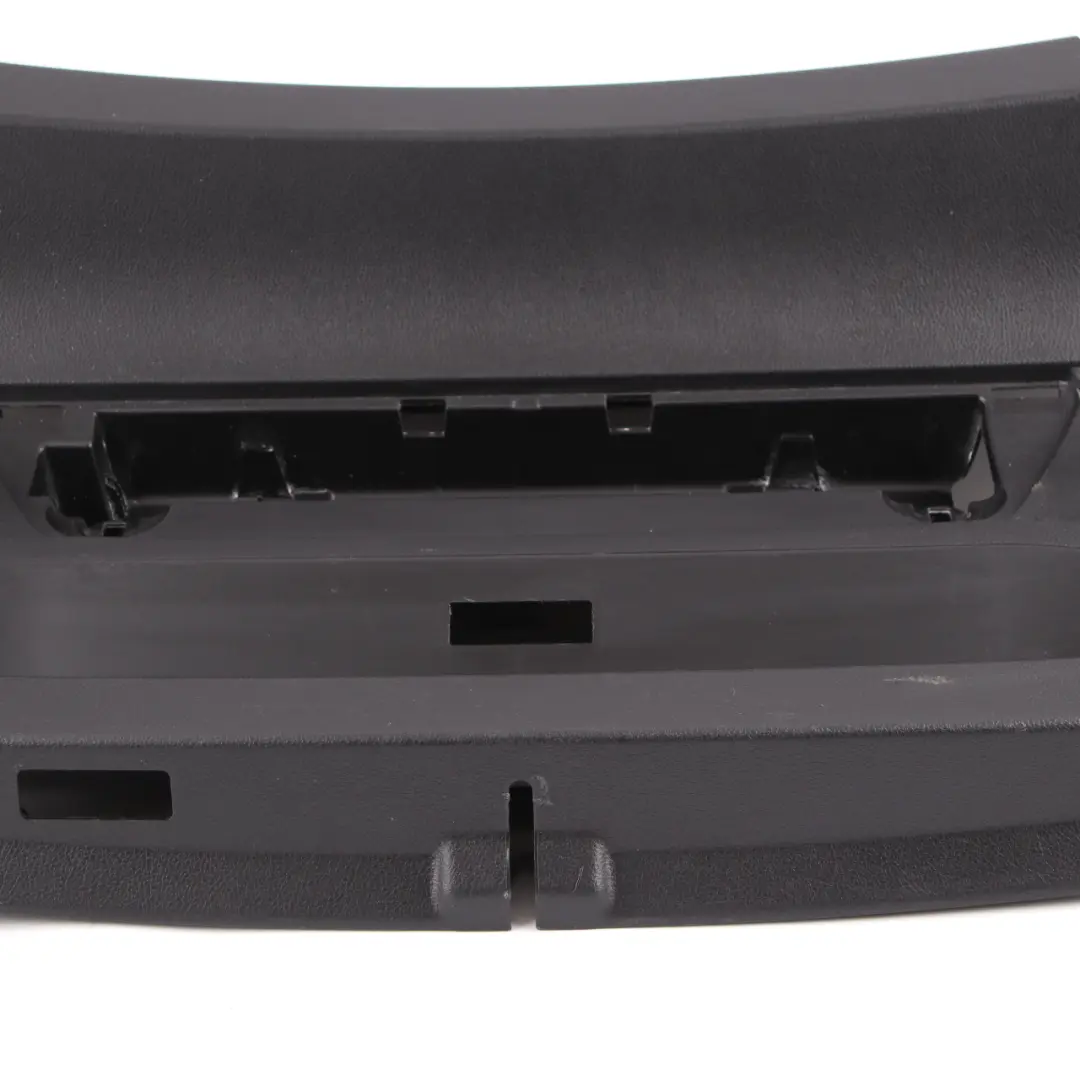 Pannello di rivestimento del bagagliaio interno nero per BMW F36 con numero di parte 7365860 BMW F36 Pannello di rivestimento del bagagliaio interno nero - SKU 7365860-1 - Numero di parte 7365860