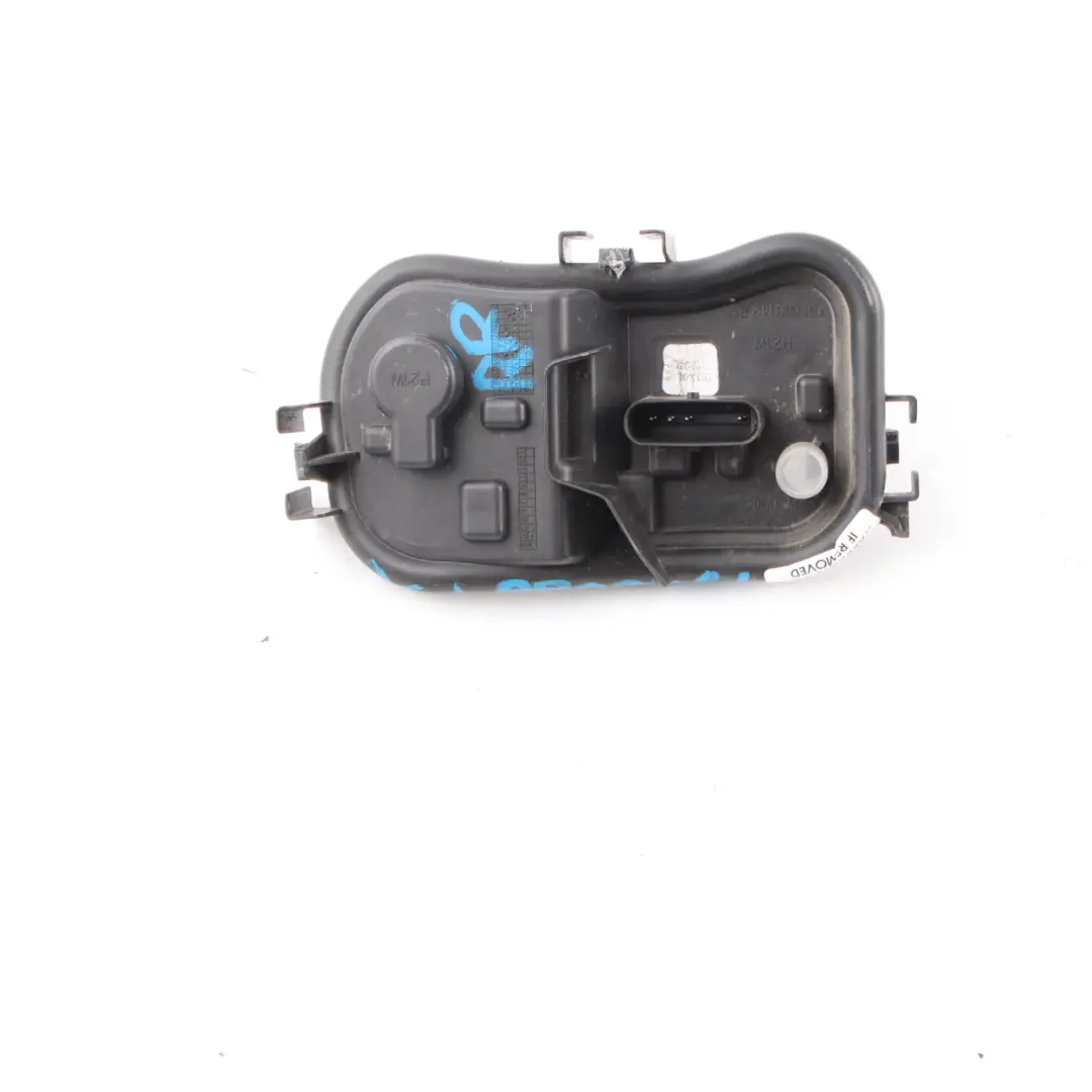  Bulb Socket BMW F32 F33 F36 Holder Rear In Side Panel Light Right O/S - SKU 7366066 - Part number 7366066