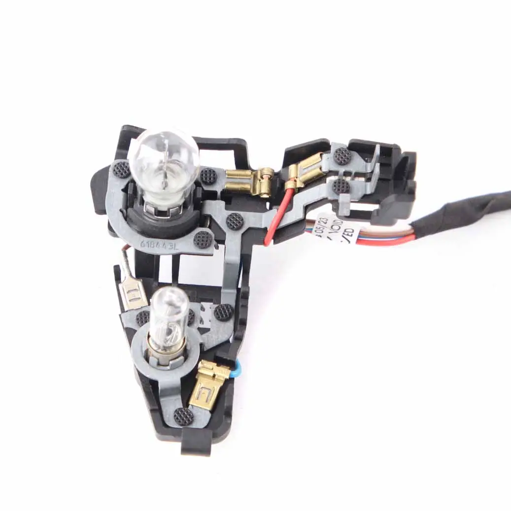 Light Bulb Socket BMW F32 F33 Holder Rear Left N/S Lamp Side Panel to with Part number 7366069 Light Bulb Socket BMW F32 F33 Holder Rear Left N/S Lamp Side Panel - SKU 7366069 - Part number 7366069