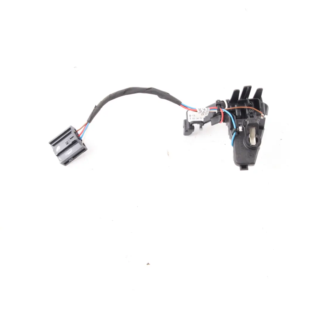 Light Bulb Socket BMW F32 F33 Holder Rear Left N/S Lamp Side Panel to with Part number 7366069 Light Bulb Socket BMW F32 F33 Holder Rear Left N/S Lamp Side Panel - SKU 7366069 - Part number 7366069