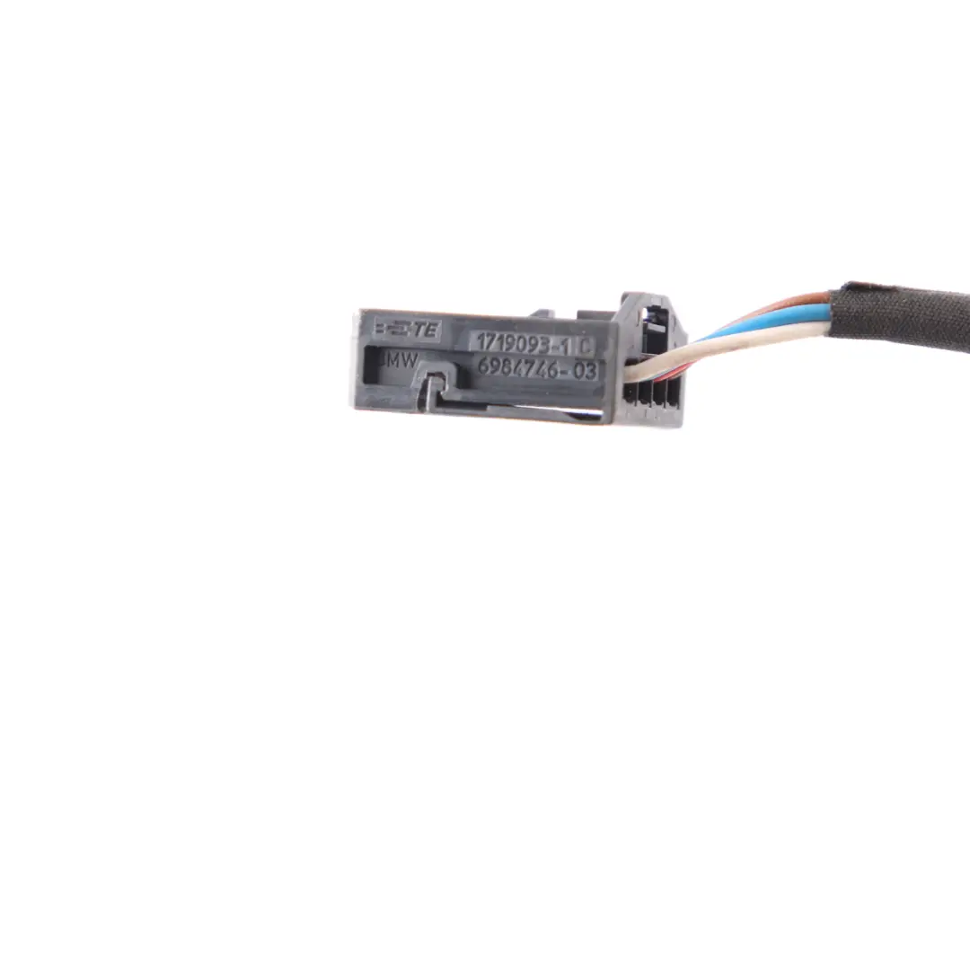 Light Bulb Socket BMW F32 F33 Holder Rear Left N/S Lamp Side Panel to with Part number 7366069 Light Bulb Socket BMW F32 F33 Holder Rear Left N/S Lamp Side Panel - SKU 7366069 - Part number 7366069