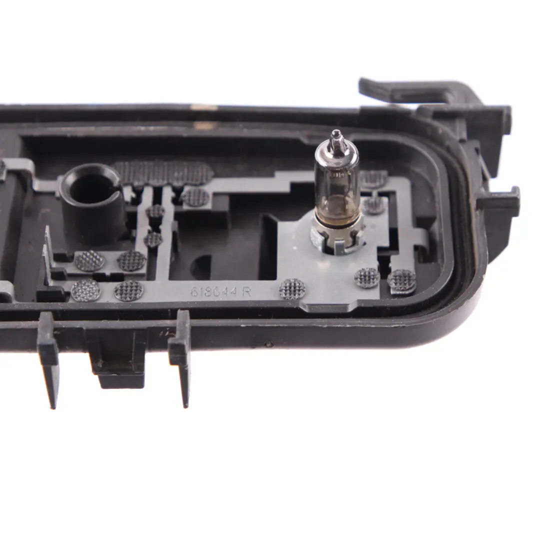 BMW X1 E84 Portalampada Presa Posteriore Pannello Laterale Luce Destra 2993580 - SKU 7366072 - Numero di parte 7366072