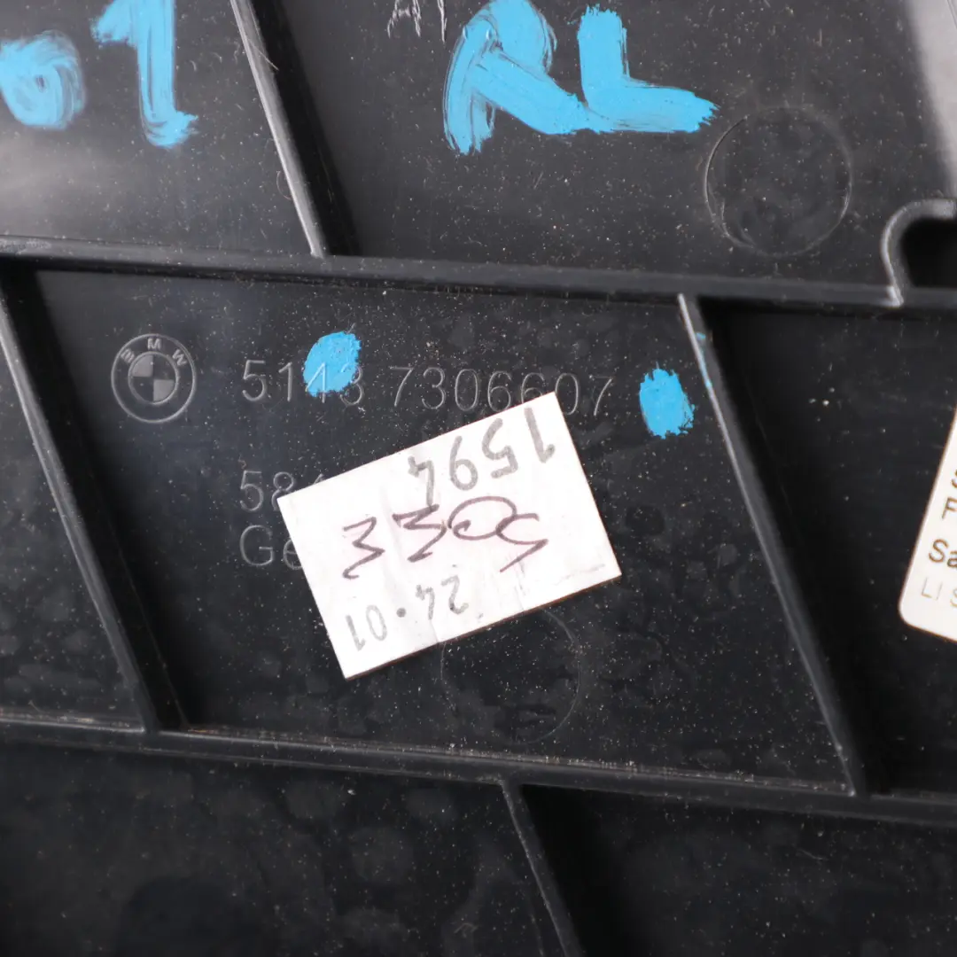 Door Card Rear Left N/S Quarter Panel Cover Fabric Carum Grey 7306607 to BMW i3 I01 with Part number 7366097 BMW i3 I01 Door Card Rear Left N/S Quarter Panel Cover Fabric Carum Grey 7306607 - SKU 7366097 - Part number 7366097