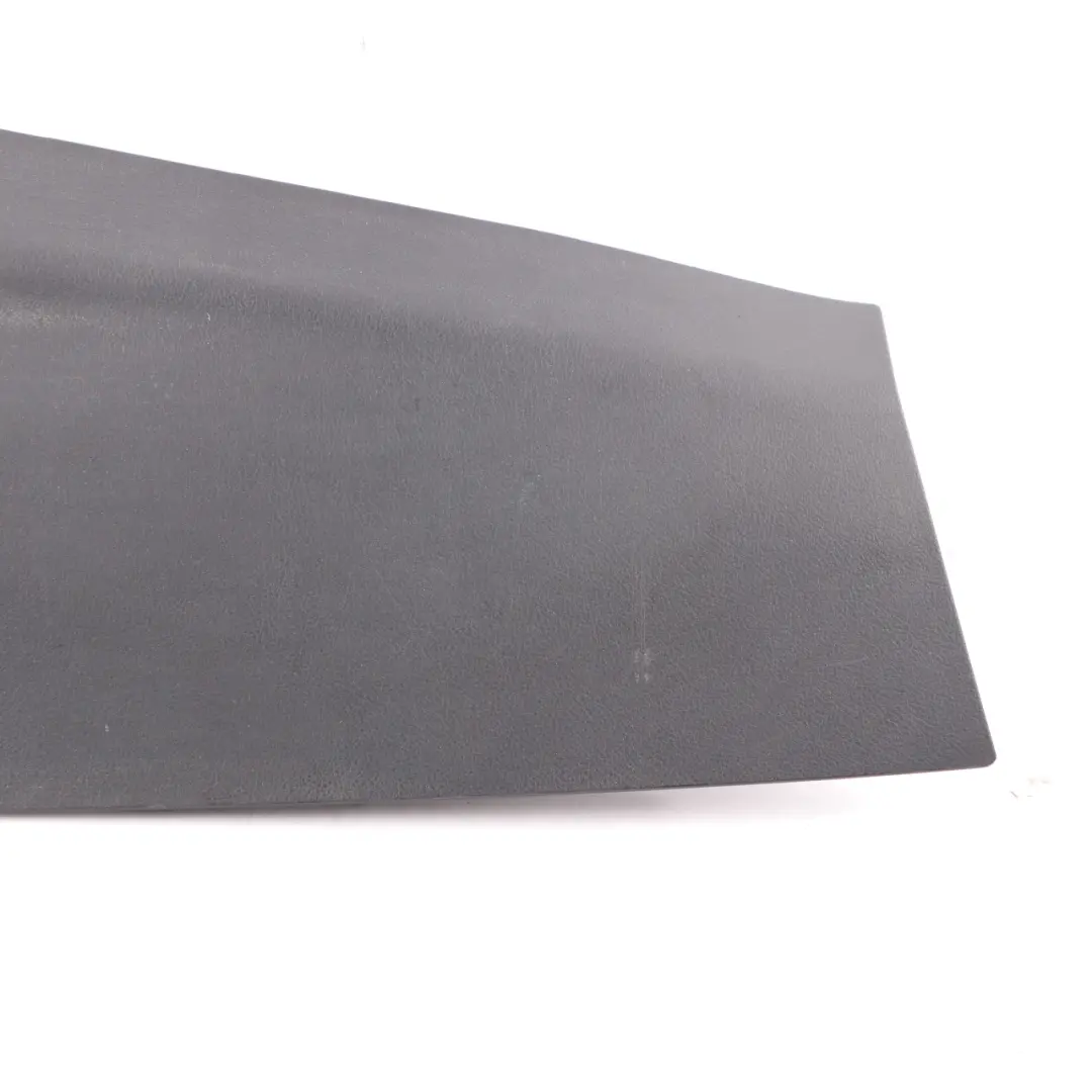 BMW F46 Säule C Säule Bottom Trim hinten rechts Cover Panel schwarz 7323666 - SKU 7366842 - Teilenummer 7366842