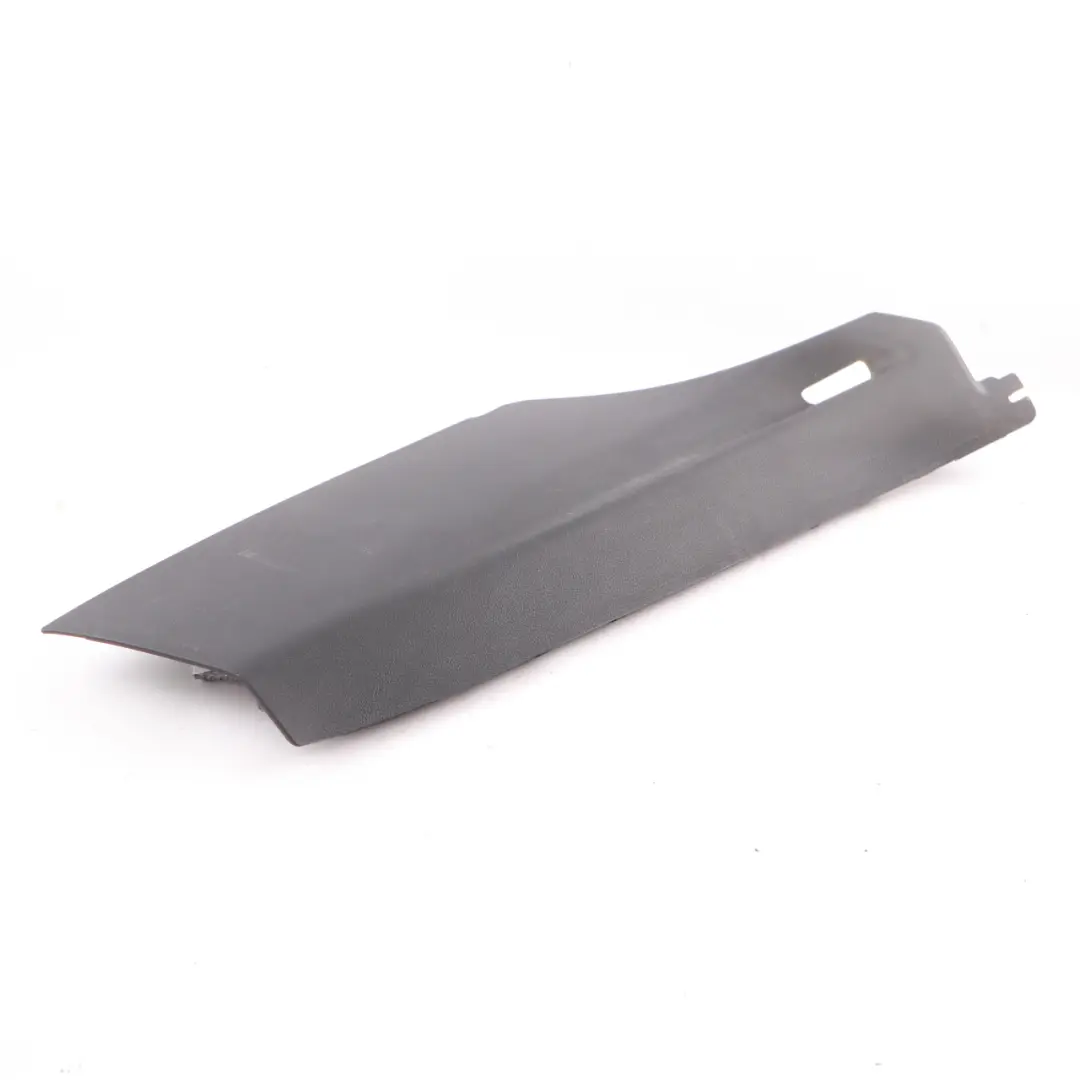BMW F46 Colonne C Bas pilier Garniture Arrière Droite Cover Noir 7323666 - SKU 7366842 - Numéro de pièce 7366842