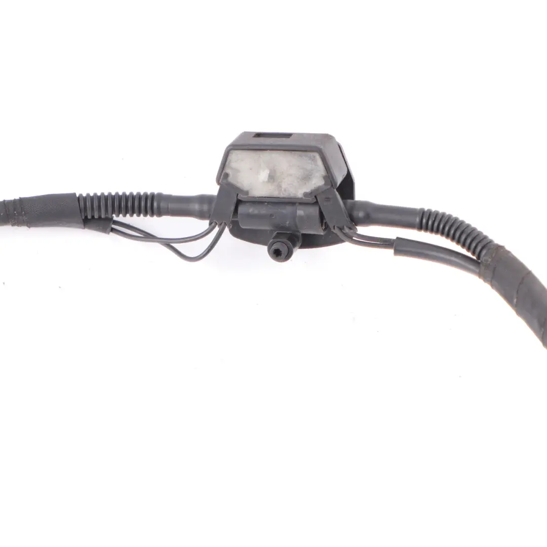 Boquilla Cadena Sistema Lavaparabrisas Tubo 73367464 para BMW F32 F33 con número de pieza 7367464 BMW F32 F33 Boquilla Cadena Sistema Lavaparabrisas Tubo 73367464 - SKU 7367464-1 - Número de pieza 7367464