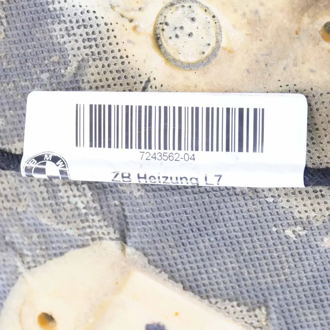 Coprisedile Sportivo Anteriore Sinistro Destro Tessuto Antracite per BMW F21 F22 con numero di parte 7367486 BMW F21 F22 Coprisedile Sportivo Anteriore Sinistro Destro Tessuto Antracite - SKU 7367486-2 - Numero di parte 7367486