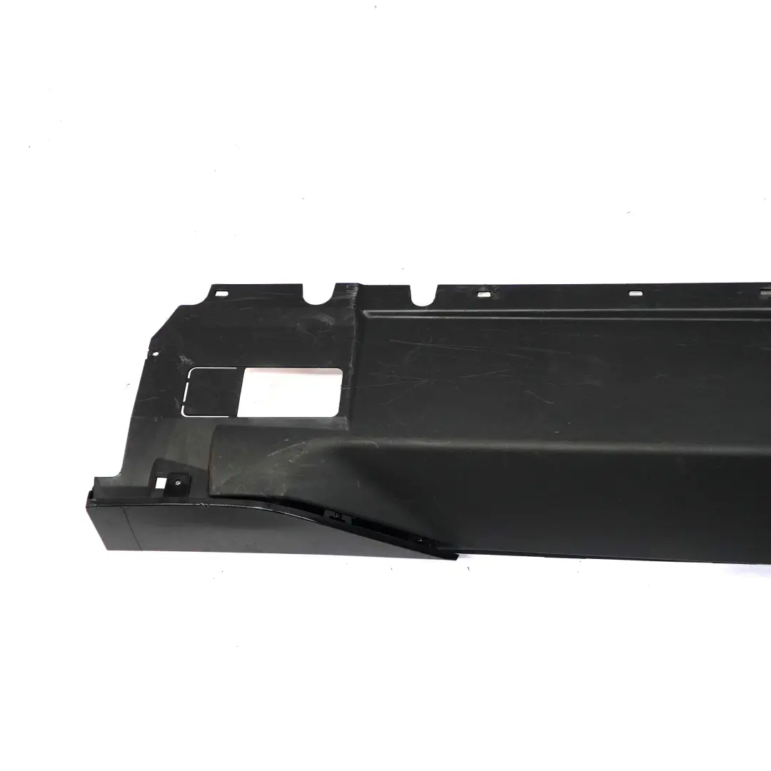 Próg Prawy Listwa Progowa Nakładka Czarna do BMW i3 I01 o numerze 7368598 BMW i3 I01 Próg Prawy Listwa Progowa Nakładka Czarna - SKU 7368598-BLK - Numer Części 7368598