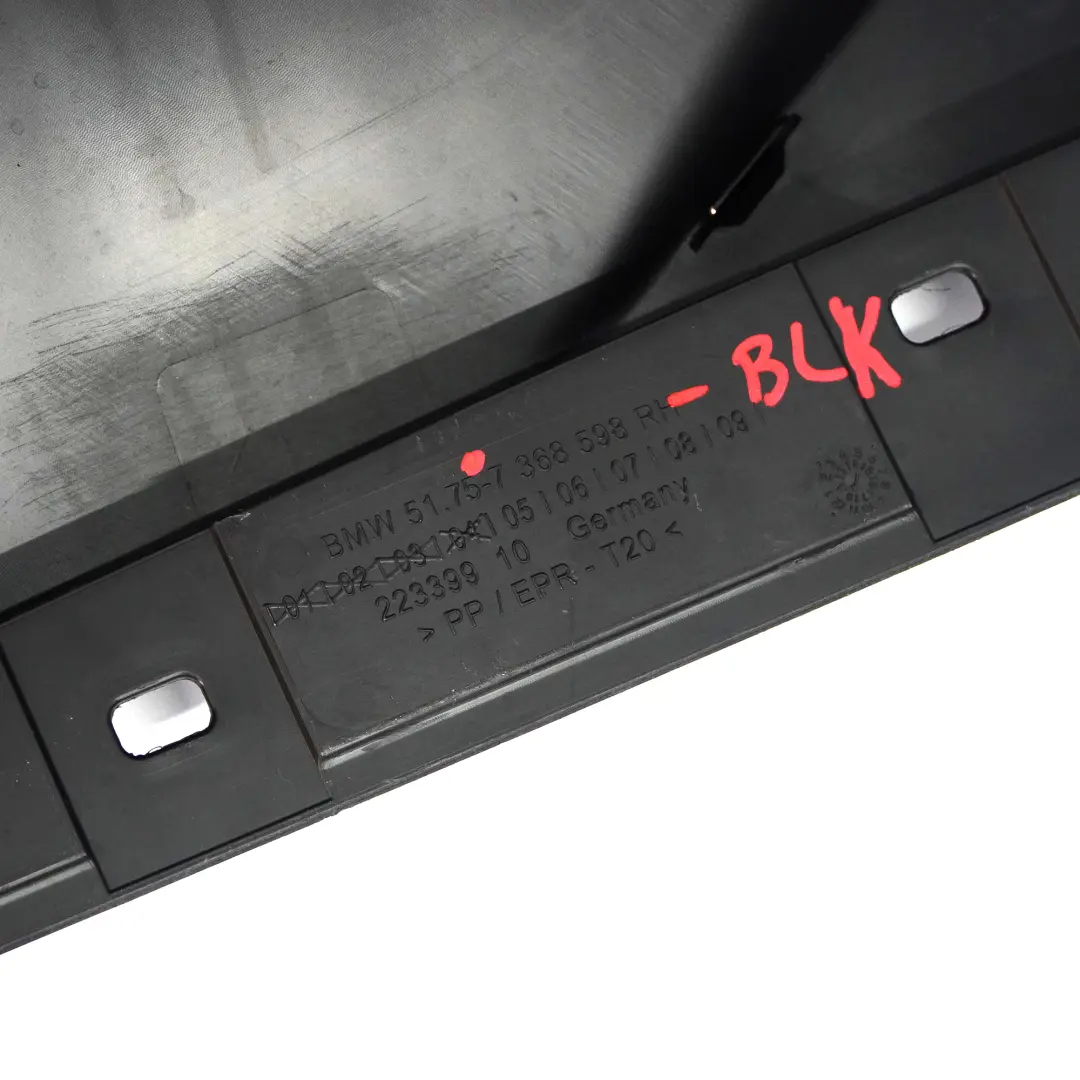 Próg Prawy Listwa Progowa Nakładka Czarna do BMW i3 I01 o numerze 7368598 BMW i3 I01 Próg Prawy Listwa Progowa Nakładka Czarna - SKU 7368598-BLK - Numer Części 7368598