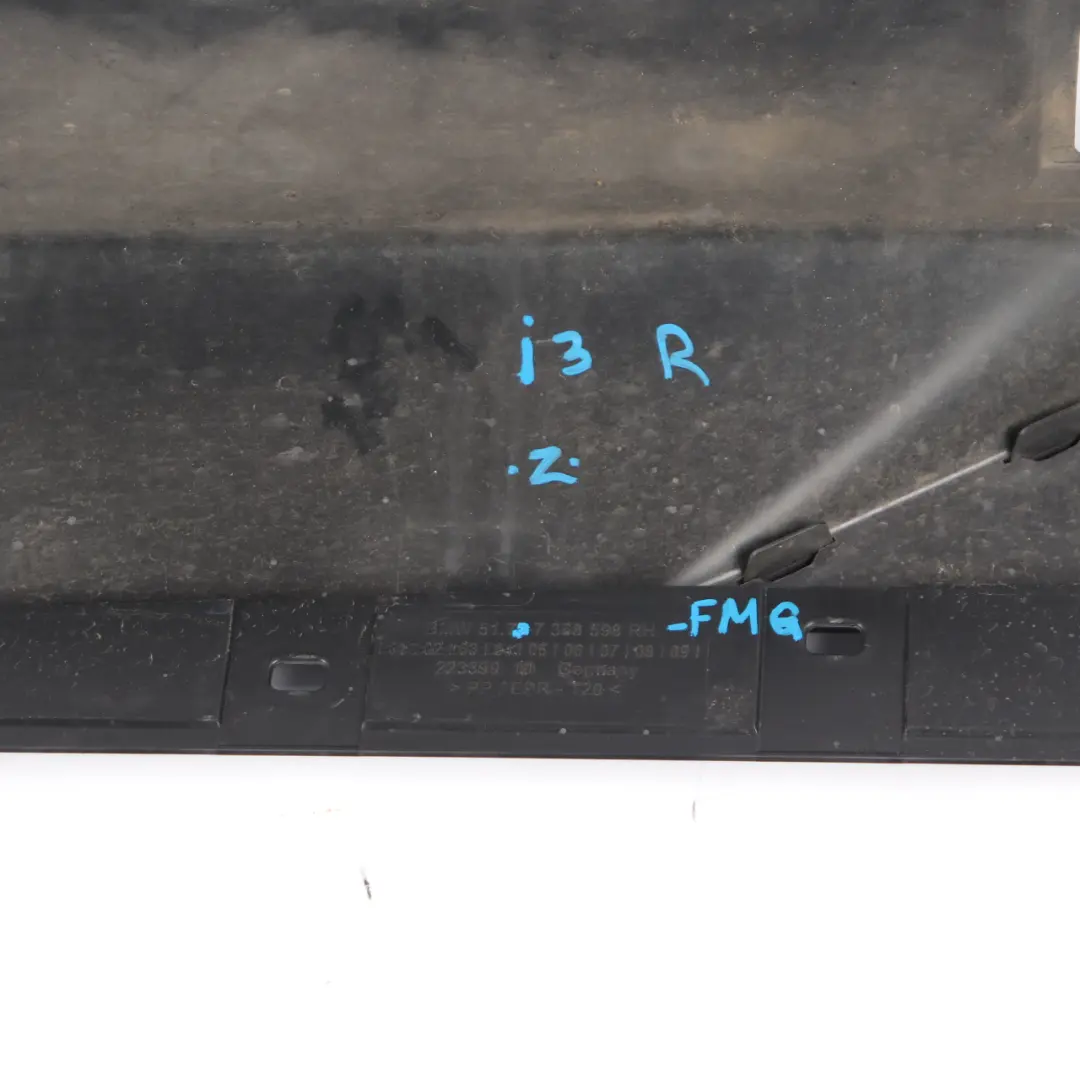 Side Skirt Front Right O/S Sill Strip Cover Flowing Mineral Grey C4C to BMW i3 I01 with Part number 7368598 BMW i3 I01 Side Skirt Front Right O/S Sill Strip Cover Flowing Mineral Grey C4C - SKU 7368598-FMG - Part number 7368598