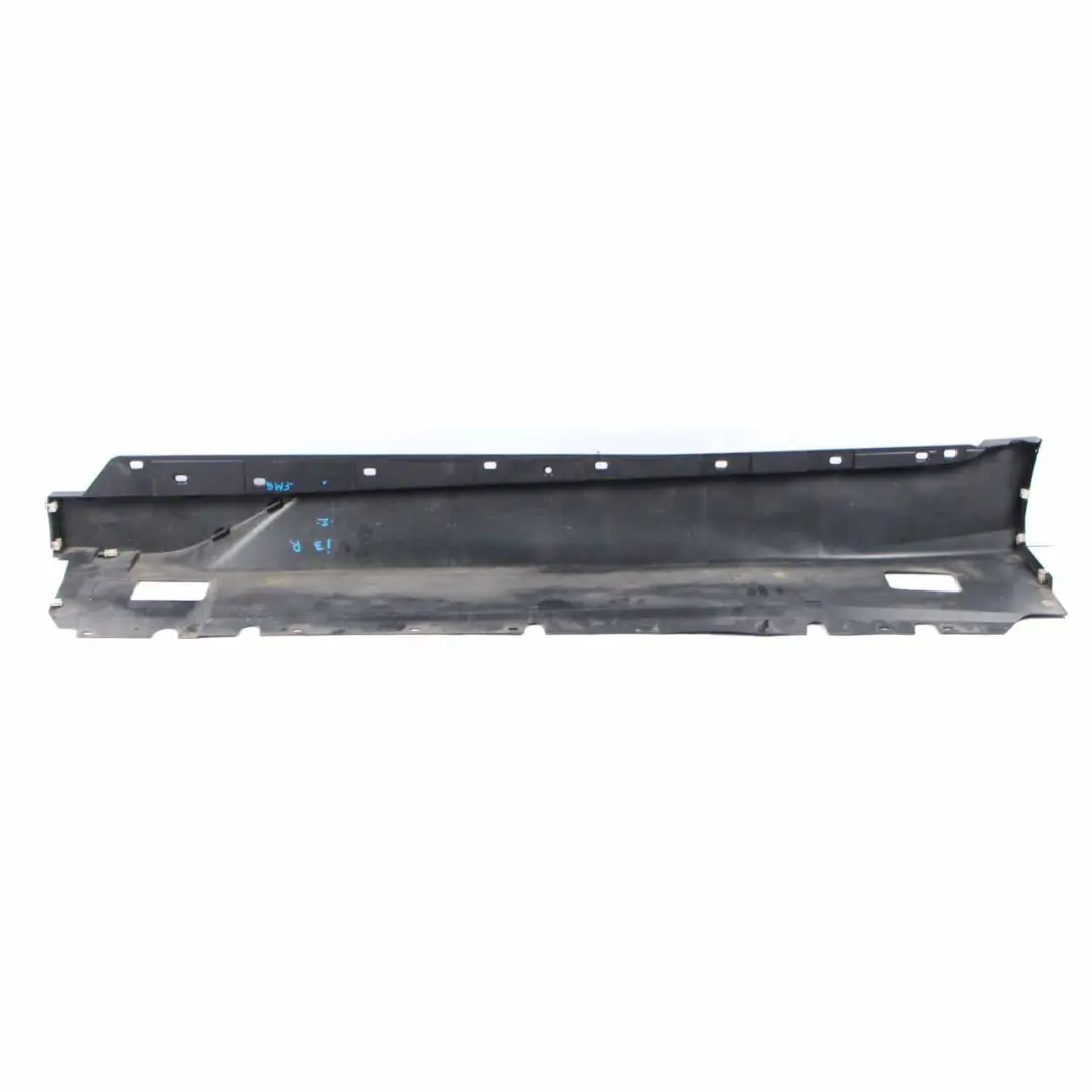 Side Skirt Front Right O/S Sill Strip Cover Flowing Mineral Grey C4C to BMW i3 I01 with Part number 7368598 BMW i3 I01 Side Skirt Front Right O/S Sill Strip Cover Flowing Mineral Grey C4C - SKU 7368598-FMG - Part number 7368598