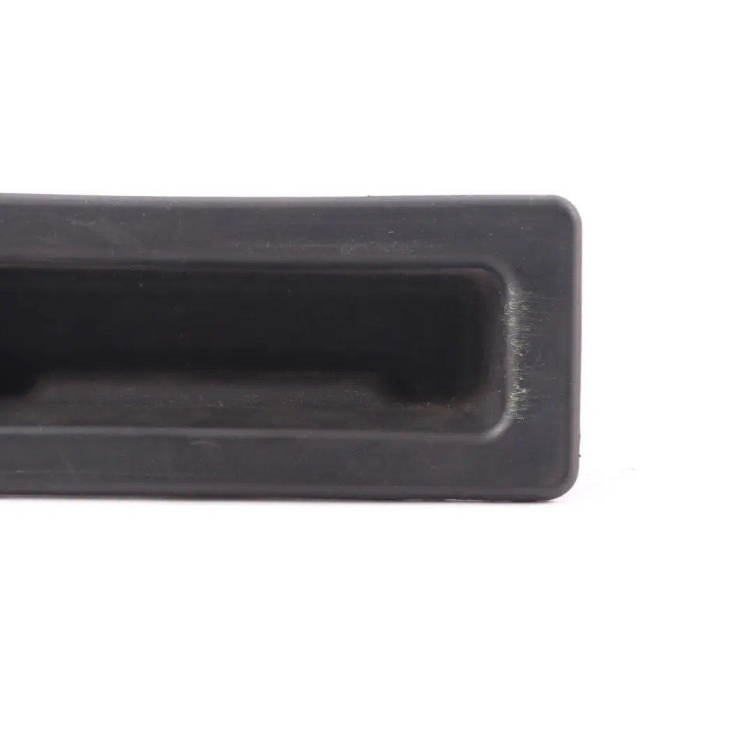  Asa portón trasero BMW F10 F11 F30 F31 Botón apertura maletero - SKU 7368753-2 - Número de pieza 7368753