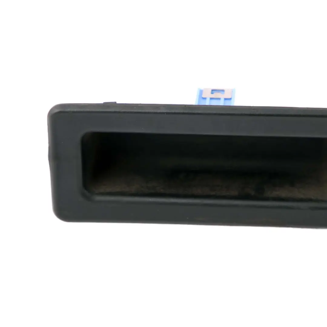 Klamka Bagażnika Tylnej Klapy do BMW F10 F11 F30 F31 o numerze 7368753 BMW F10 F11 F30 F31 Klamka Bagażnika Tylnej Klapy - SKU 7368753 - Numer Części 7368753