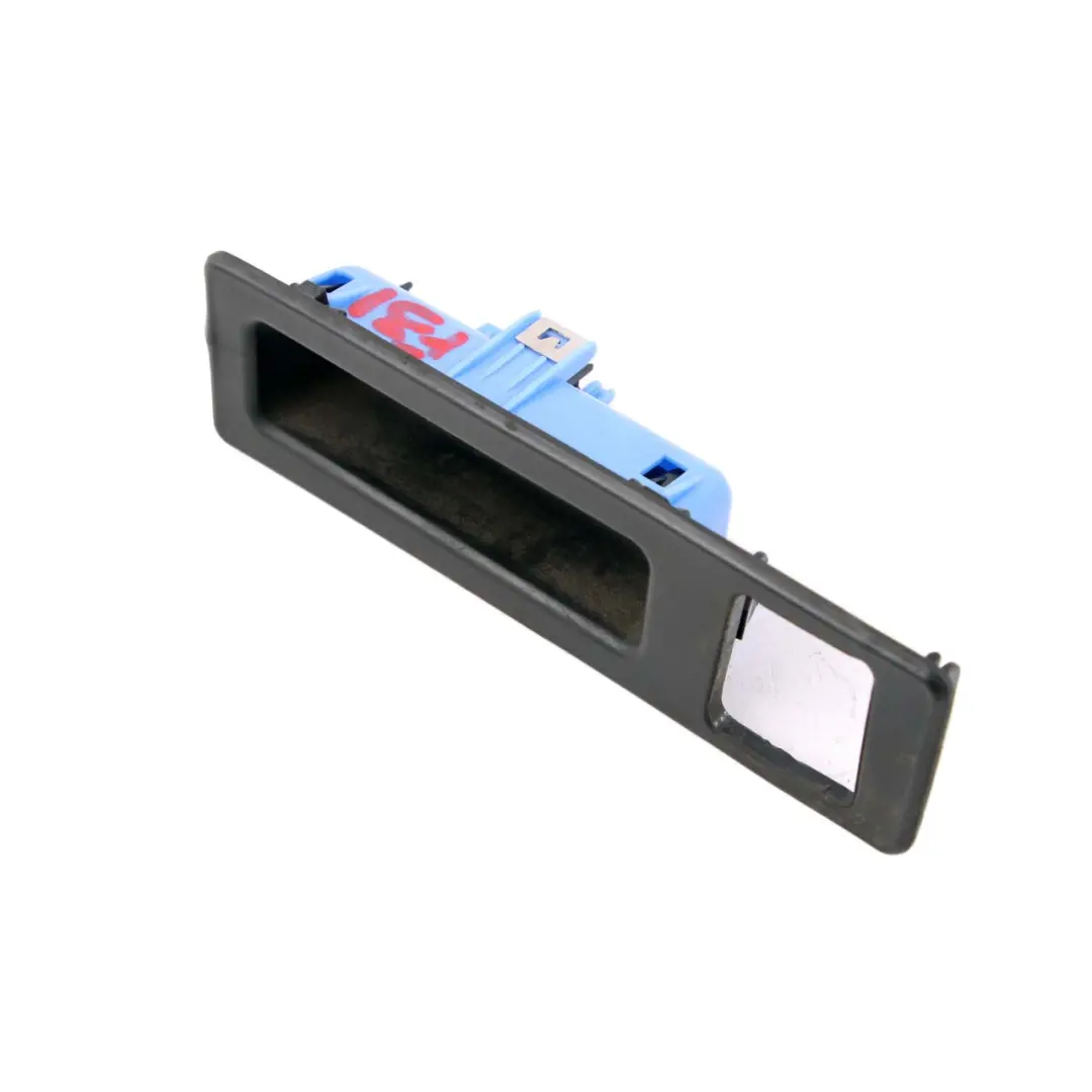 Poignée Hayon BMW F10 F11 F30 F31 Panneau Garniture Coffre Bouton pour à propos du numéro de pièce 7368753 Poignée Hayon BMW F10 F11 F30 F31 Panneau Garniture Coffre Bouton - SKU 7368753 - Numéro de pièce 7368753