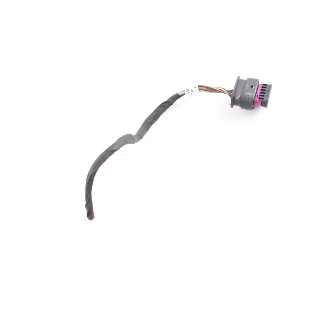Spina Presa Cablaggio Luce Posteriore Sinistro 1-2141397-1 per BMW F30 F80 M3 LCI con numero di parte 7369117 BMW F30 F80 M3 LCI Spina Presa Cablaggio Luce Posteriore Sinistro 1-2141397-1 - SKU 7369117-3 - Numero di parte 7369117