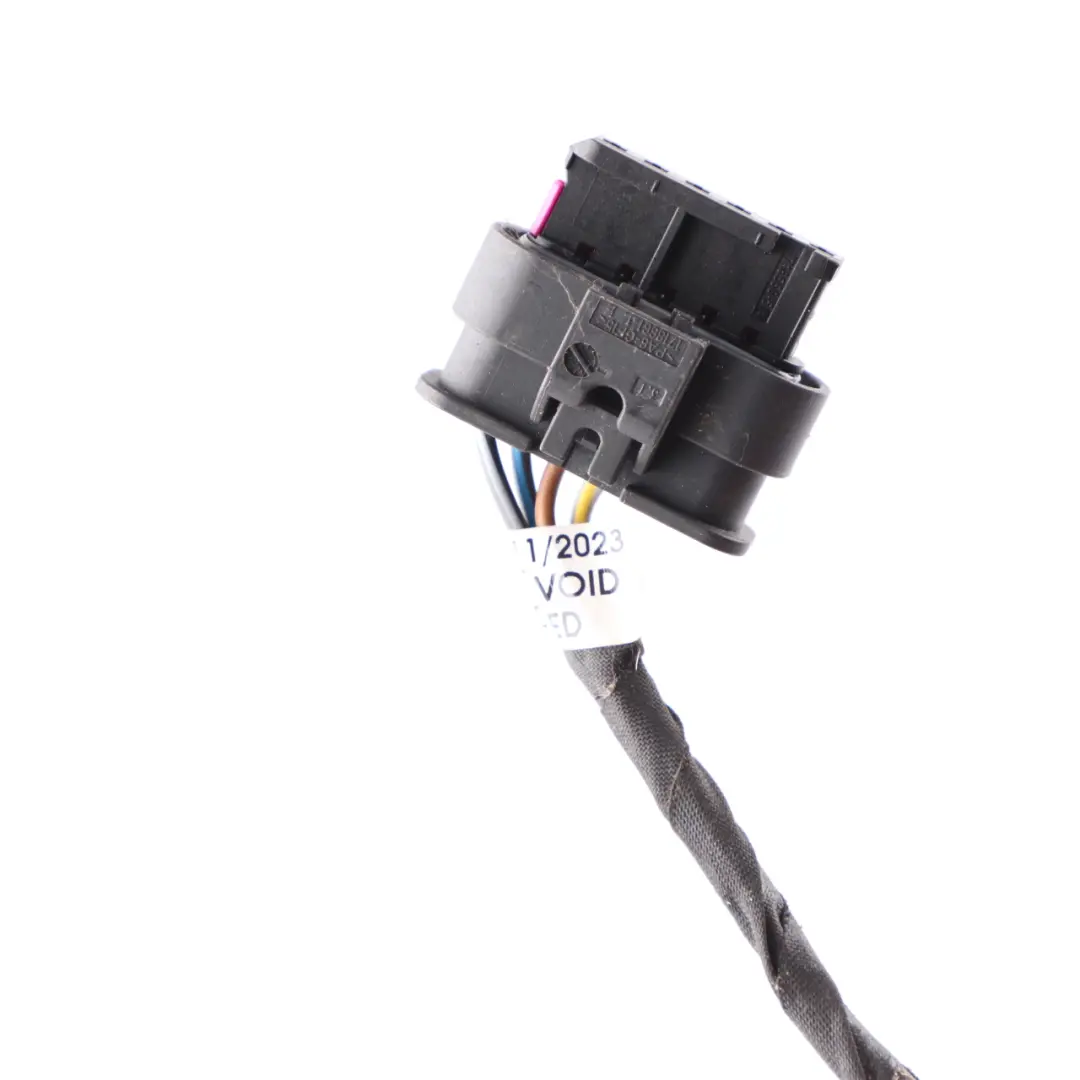 Fanale posteriore laterale destro Plug Wiring 1-2141397-1 per BMW F30 F80 M3 LCI con numero di parte 7369118 BMW F30 F80 M3 LCI Fanale posteriore laterale destro Plug Wiring 1-2141397-1 - SKU 7369118-1 - Numero di parte 7369118