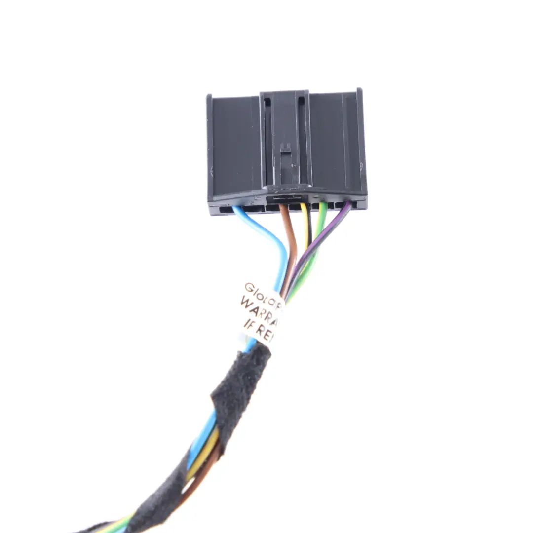 Fiche Prise BMW F30 F80 LCI Câblage de la lampe couvercle coffre arrière gauche pour à propos du numéro de pièce 7369119 Fiche Prise BMW F30 F80 LCI Câblage de la lampe couvercle coffre arrière gauche - SKU 7369119-2 - Numéro de pièce 7369119