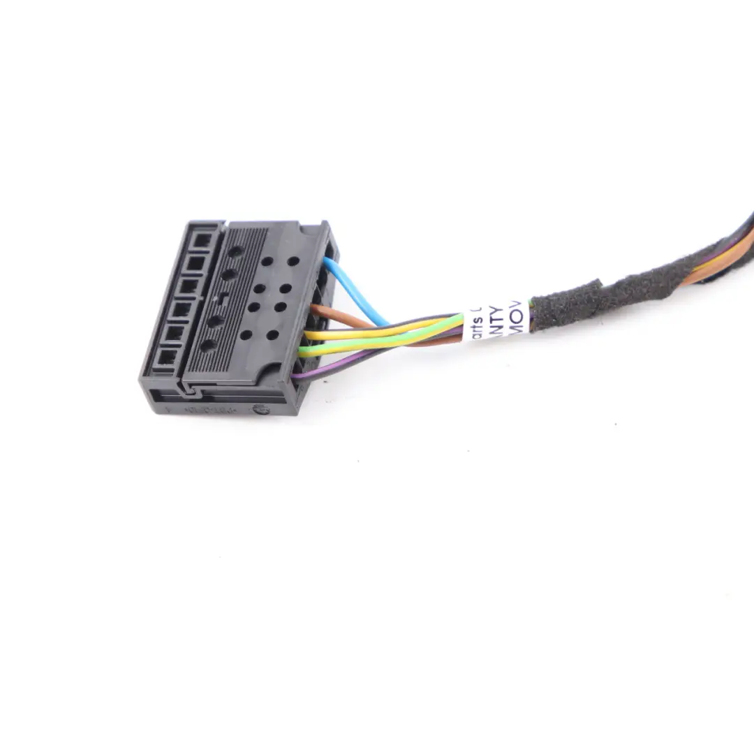 Socket BMW F30 F80 LCI Light Lamp Trunk Lid Rear Left N/S Wiring 6984754 to Plug with Part number 7369119 Plug Socket BMW F30 F80 LCI Light Lamp Trunk Lid Rear Left N/S Wiring 6984754 - SKU 7369119-2 - Part number 7369119