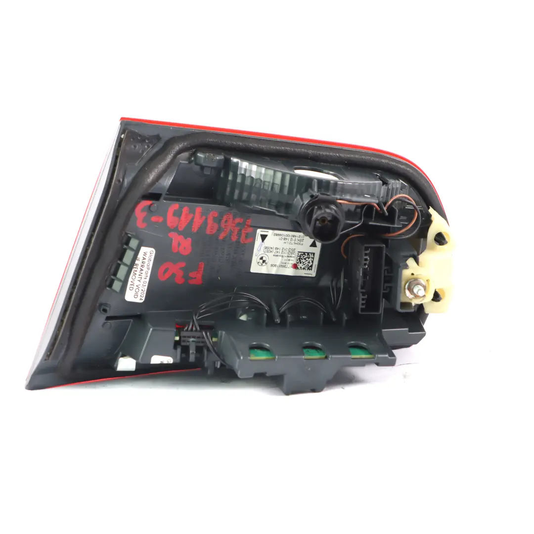 Licht Lampe im Kofferraumdeckel Heckklappe Hinten Links für BMW F30 F31 F80 LCI mit Teilenummer 7369119 BMW F30 F31 F80 LCI Licht Lampe im Kofferraumdeckel Heckklappe Hinten Links - SKU 7369119-3 - Teilenummer 7369119