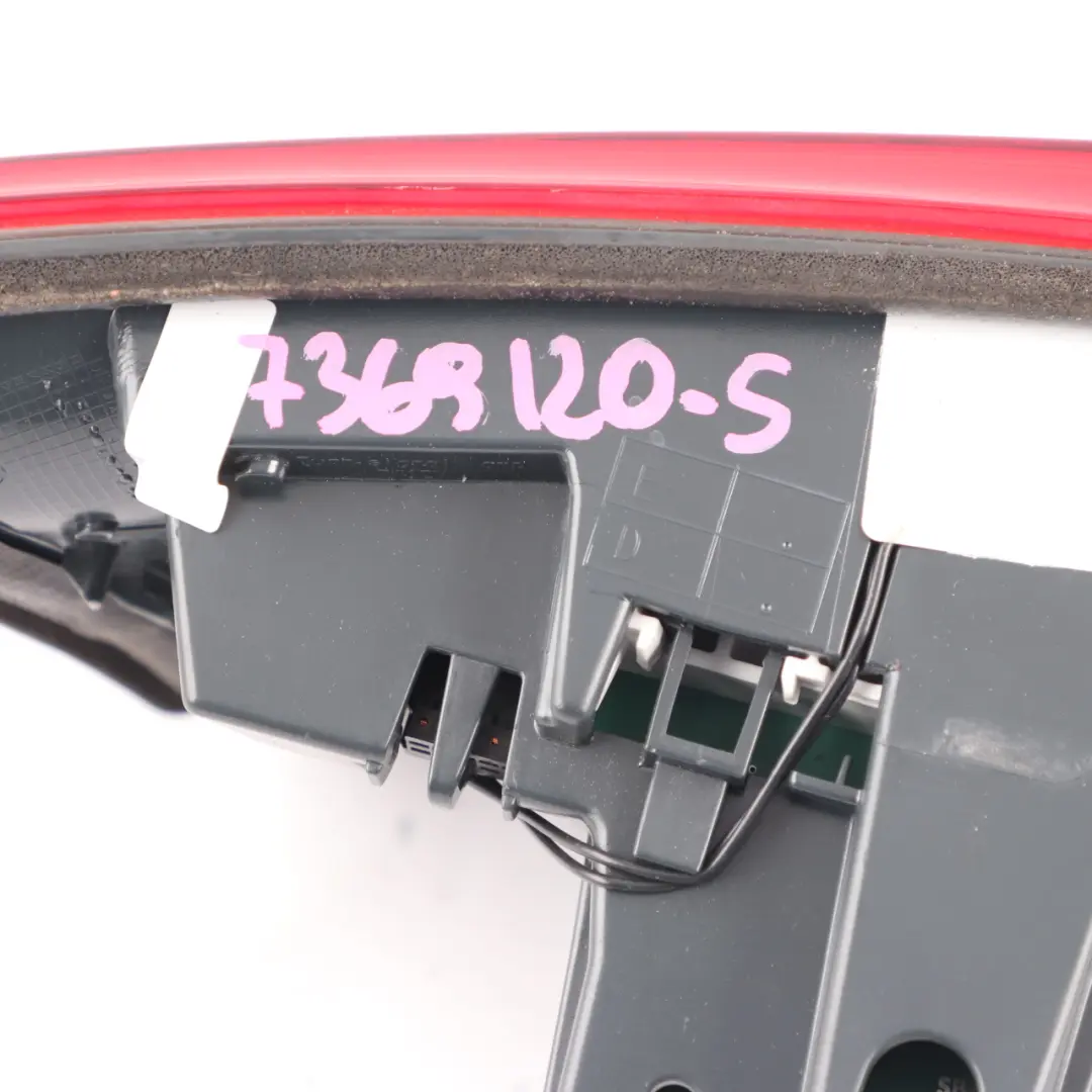 Lamp BMW F30 F31 LCI Right O/S Light Trunk Lid Boot Tailgate to Rear with Part number 7369120 Rear Lamp BMW F30 F31 LCI Right O/S Light Trunk Lid Boot Tailgate - SKU 7369120-5 - Part number 7369120