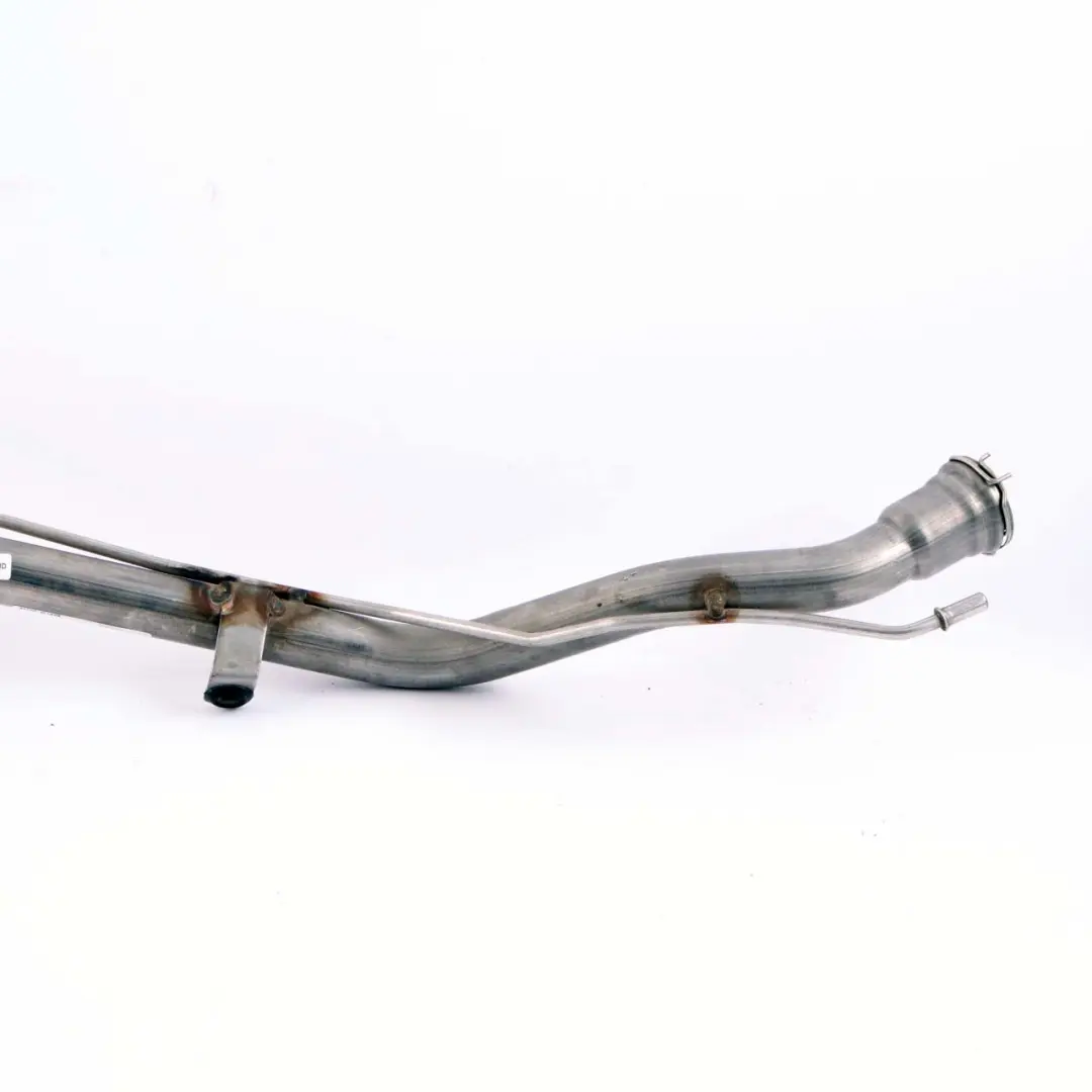 Tubo llenado Depósito combustible híbrido Range Extender Gasolina para BMW i3 I01 con número de pieza 7369200 BMW i3 I01 Tubo llenado Depósito combustible híbrido Range Extender Gasolina - SKU 7369200 - Número de pieza 7369200