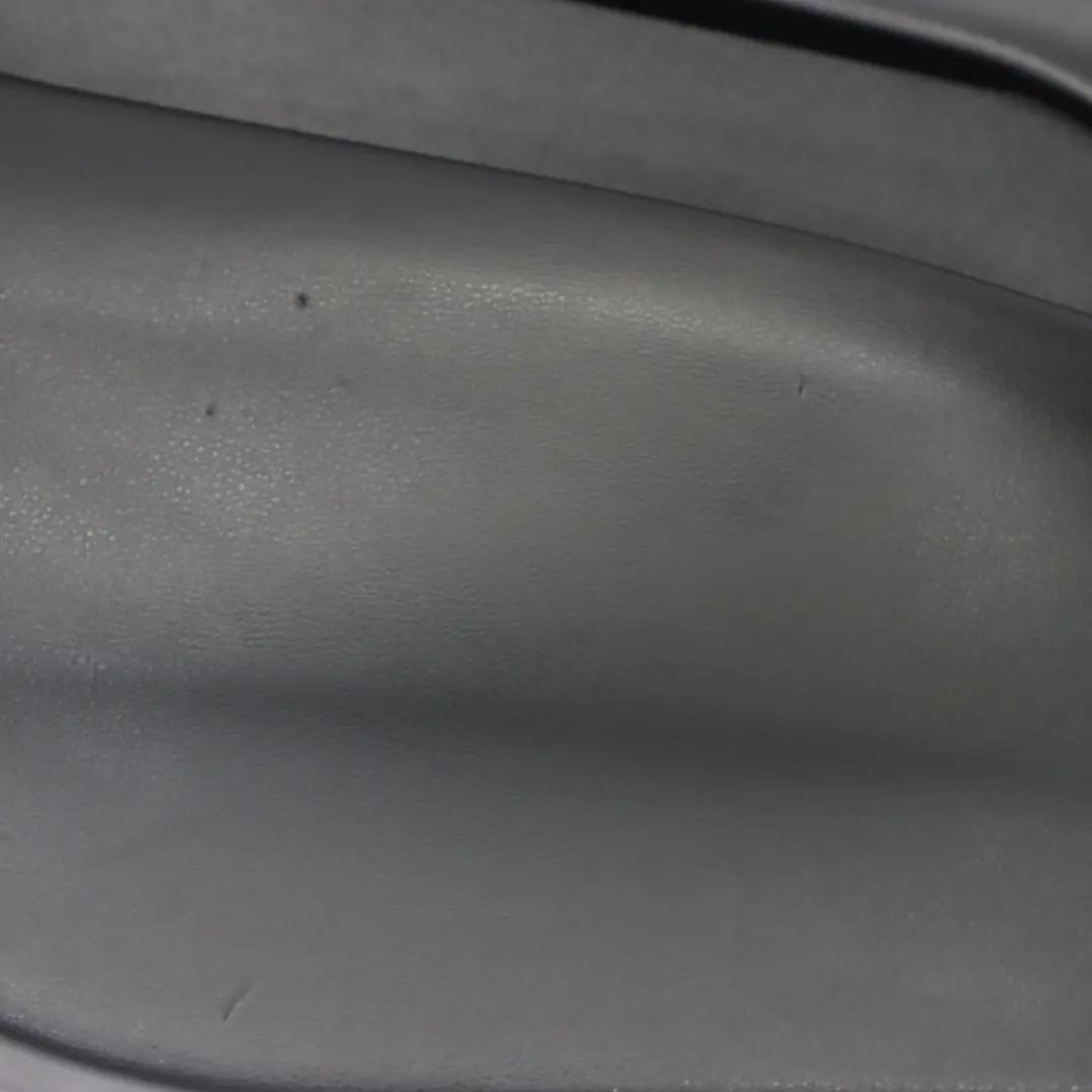 Tarjeta de Puerta Trasera Izquierda Guarnición Cuero Negro para BMW X5 F15 con número de pieza 7370041 BMW X5 F15 Tarjeta de Puerta Trasera Izquierda Guarnición Cuero Negro - SKU 7370041 - Número de pieza 7370041