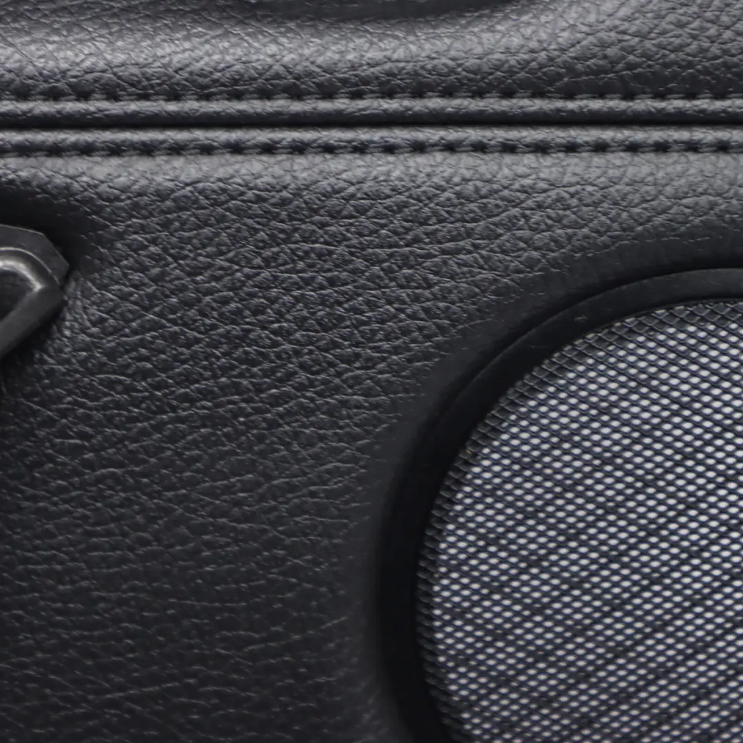 Scheda Porta Posteriore Sinistra Rivestimento Pelle Nero per BMW X5 F15 con numero di parte 7370041 BMW X5 F15 Scheda Porta Posteriore Sinistra Rivestimento Pelle Nero - SKU 7370041 - Numero di parte 7370041