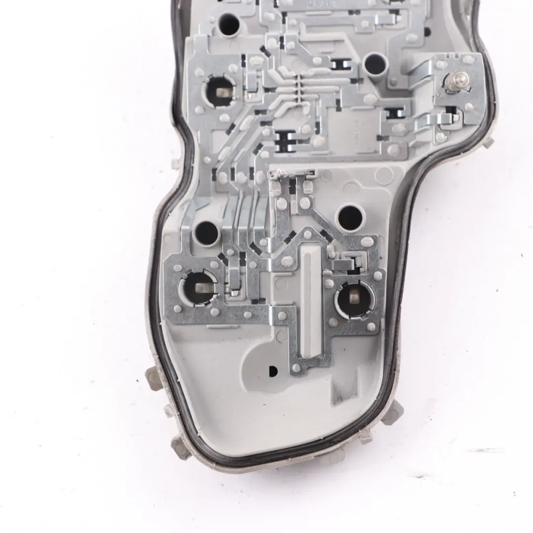 Portabombillas Panel Lateral Luz Trasera Izquierdo para BMW F22 F87 con número de pieza 7370291 BMW F22 F87 Portabombillas Panel Lateral Luz Trasera Izquierdo - SKU 7370291 - Número de pieza 7370291