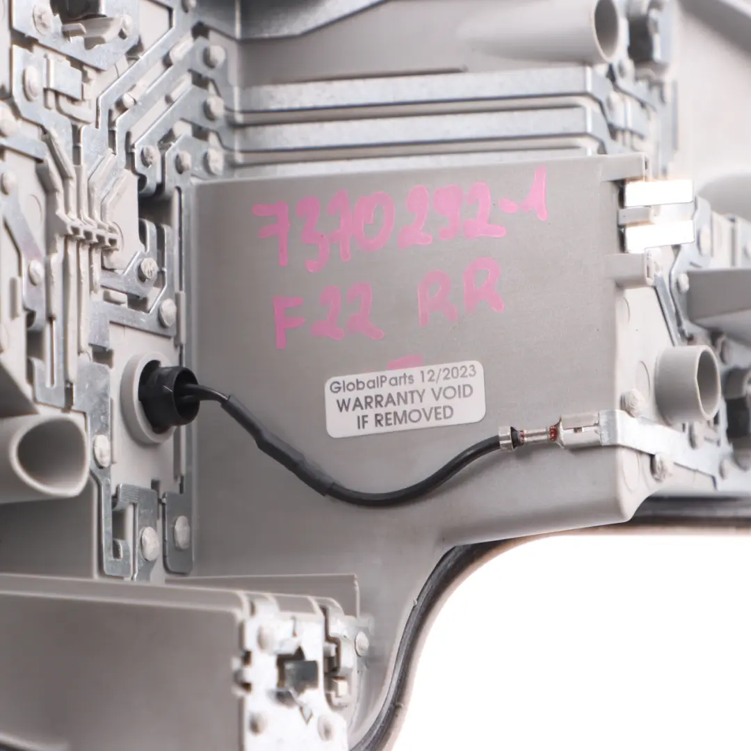 Side Panel Light Lamp Carrier Bulb Holder Socket Rear Right O/S to BMW F22 F23 with Part number 7370292 BMW F22 F23 Side Panel Light Lamp Carrier Bulb Holder Socket Rear Right O/S - SKU 7370292-1 - Part number 7370292