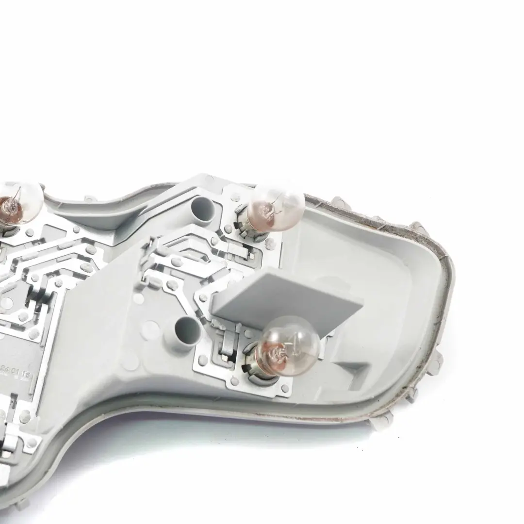 Lampenträger Heckleuchte Seitenwand Rechts für BMW 2 er F22 F23 mit Teilenummer 7370292 BMW 2 er F22 F23 Lampenträger Heckleuchte Seitenwand Rechts - SKU 7370292 - Teilenummer 7370292