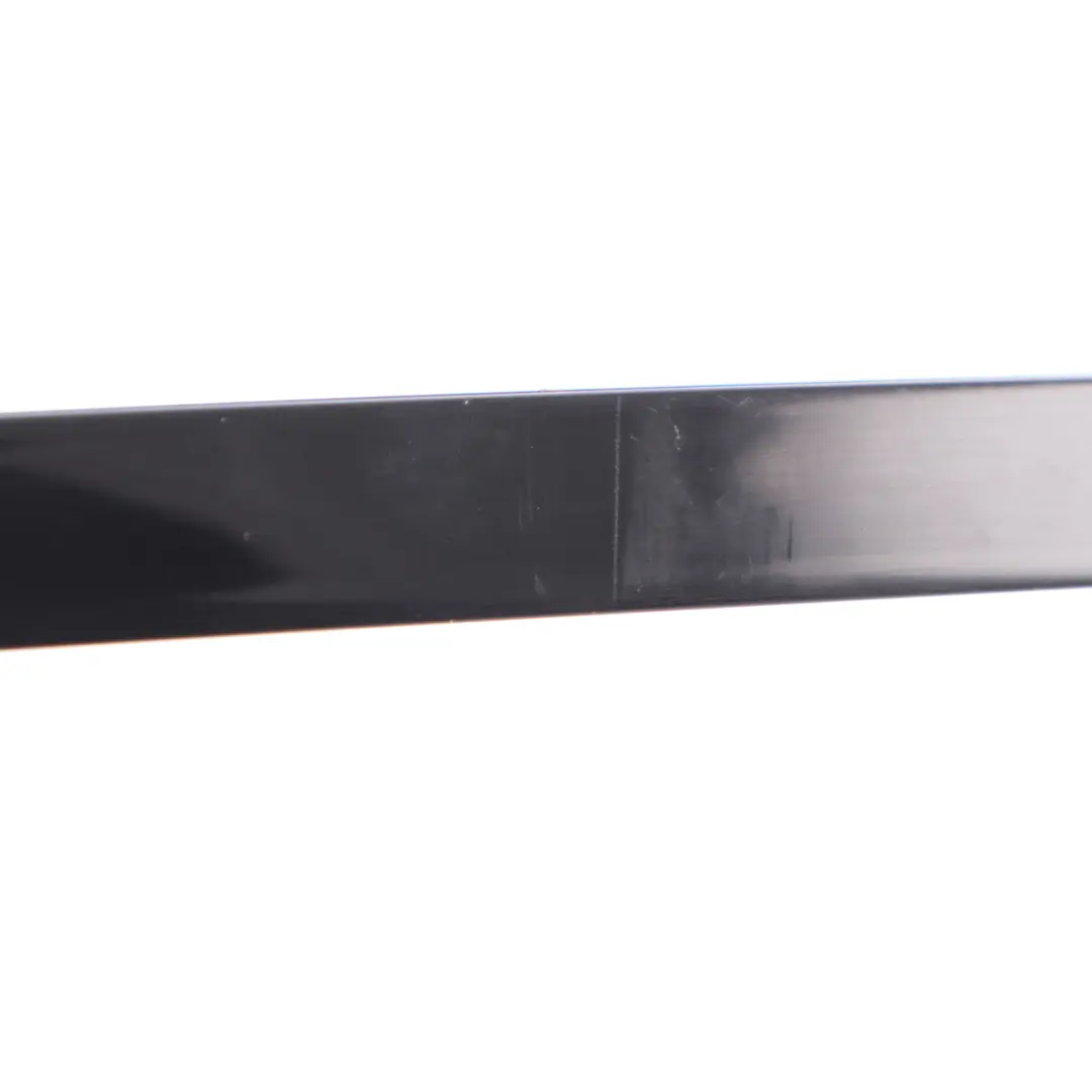 Window Guide Web Cover Rear Door Right O/S Strip High Gloss to BMW G11 with Part number 7370320 BMW G11 Window Guide Web Cover Rear Door Right O/S Strip High Gloss - SKU 7370320-1 - Part number 7370320