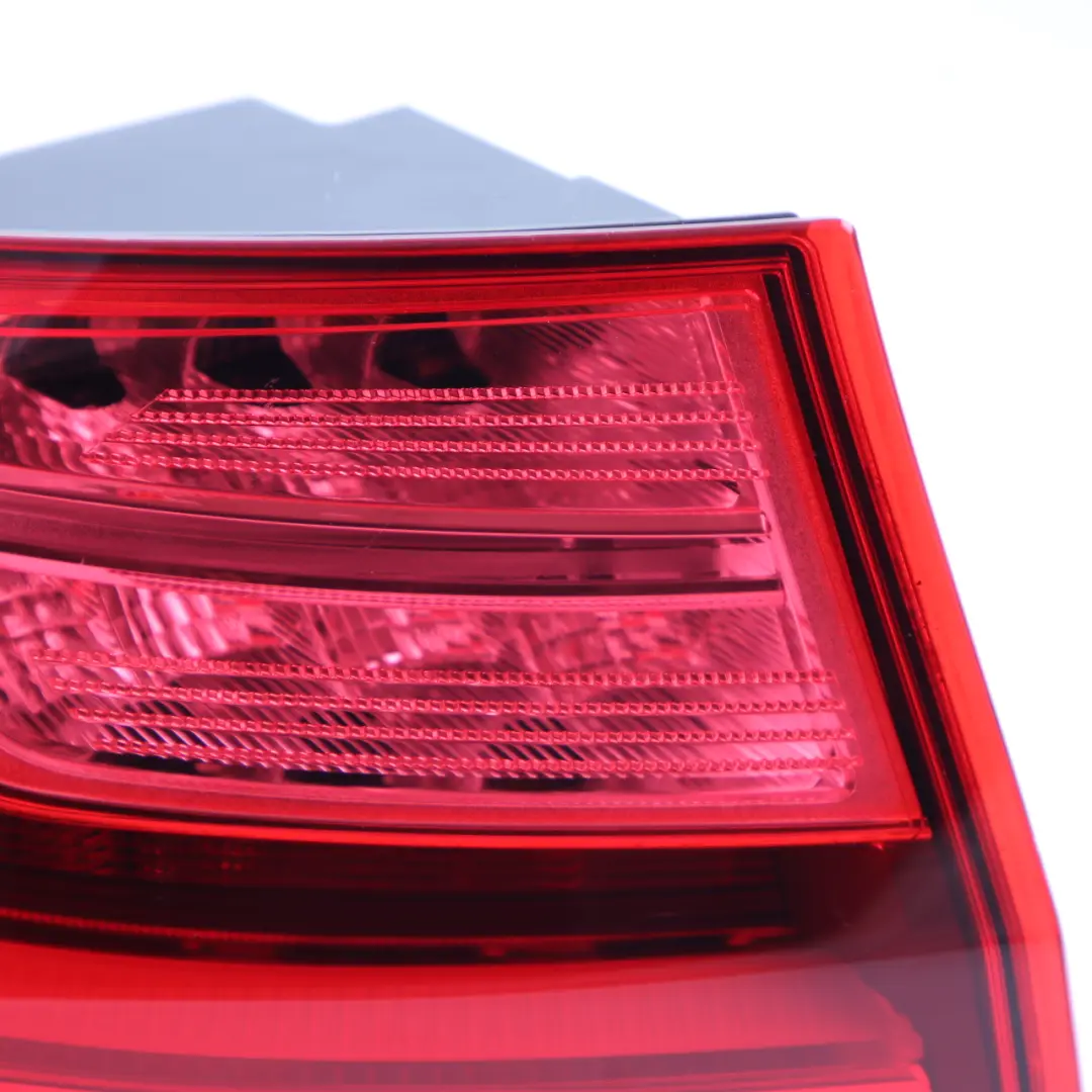 BMW F11 Lampada Bagagliaio Luce Posteriore Pannello Laterale Sinistro - SKU 7370345 - Numero di parte 7370345