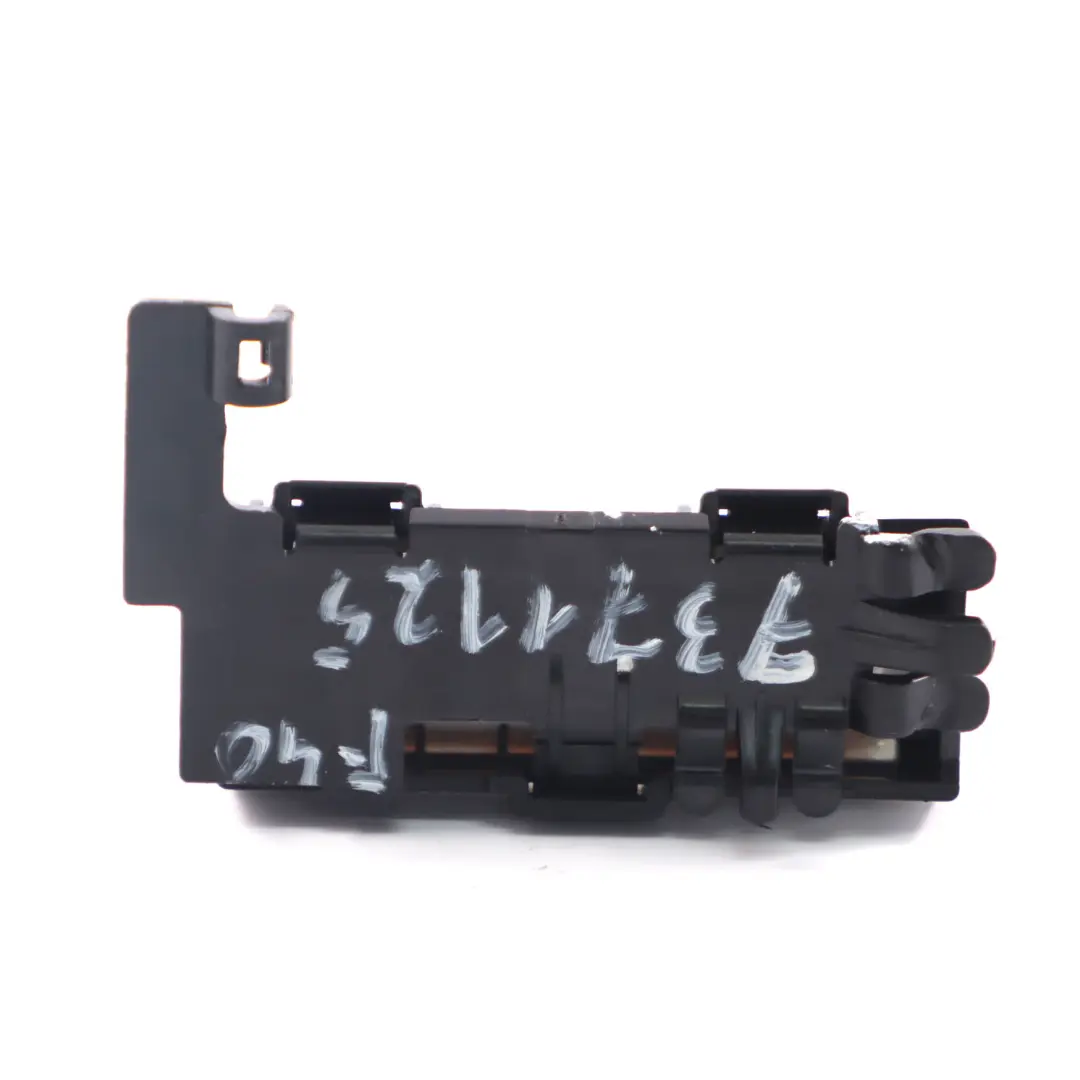 Light Front Seat Msport Interior Footwell Holder Lamp to BMW F40 F46 F48 with Part number 7371125 BMW F40 F46 F48 Light Front Seat Msport Interior Footwell Holder Lamp - SKU 7371125 - Part number 7371125